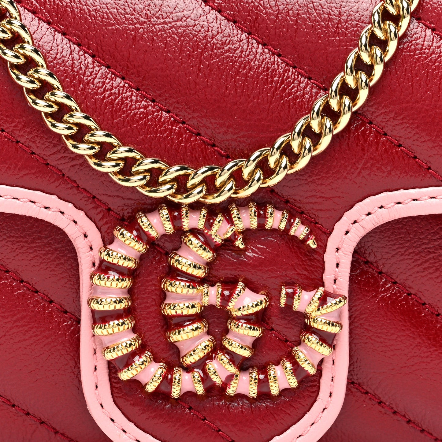 Azalea Calfskin Enamel Matelasse Diagonal Super Mini Torchon GG Marmont Shoulder Bag New Cherry Red Wild Rose