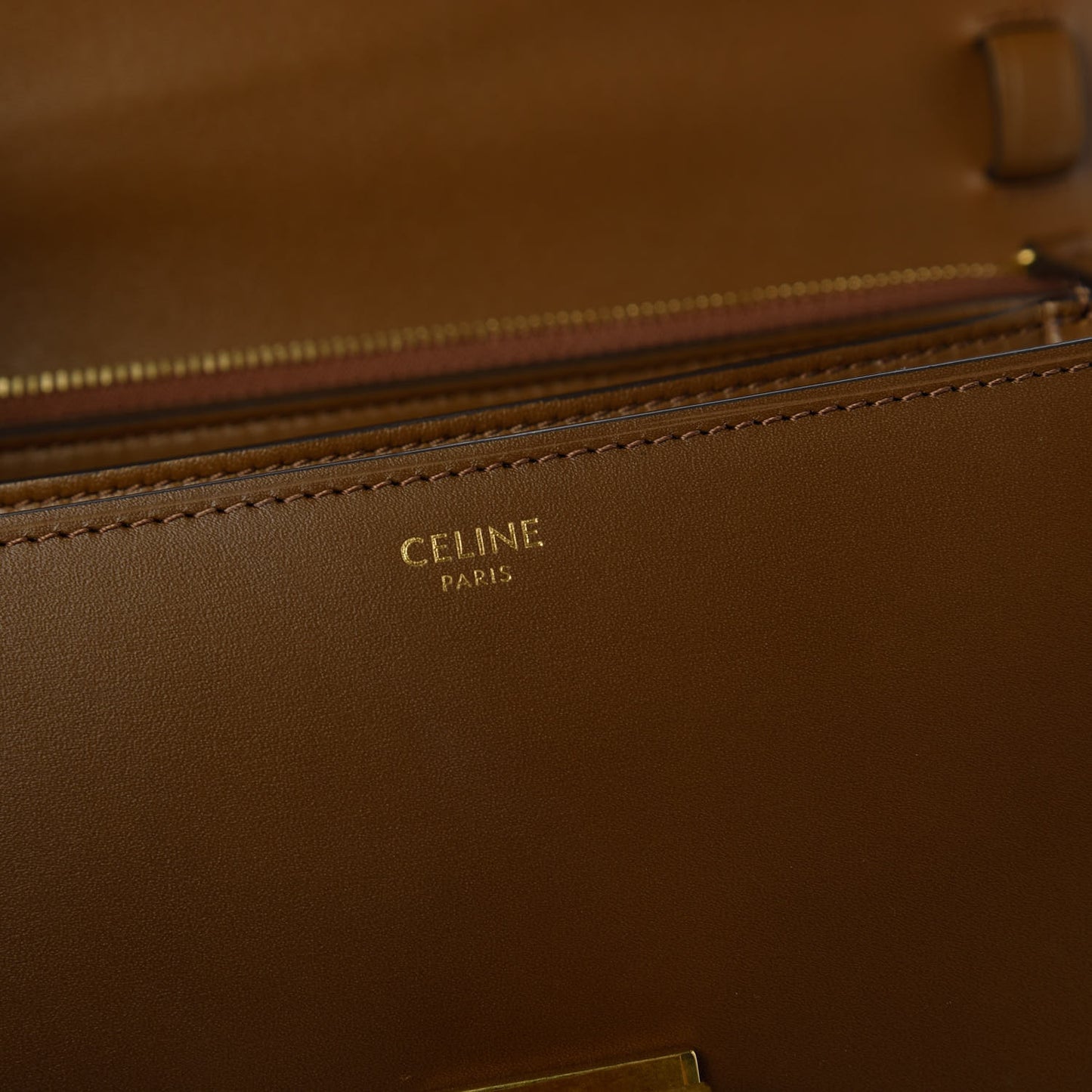 Box Calfskin Medium Classic Box Flap Bag Camel