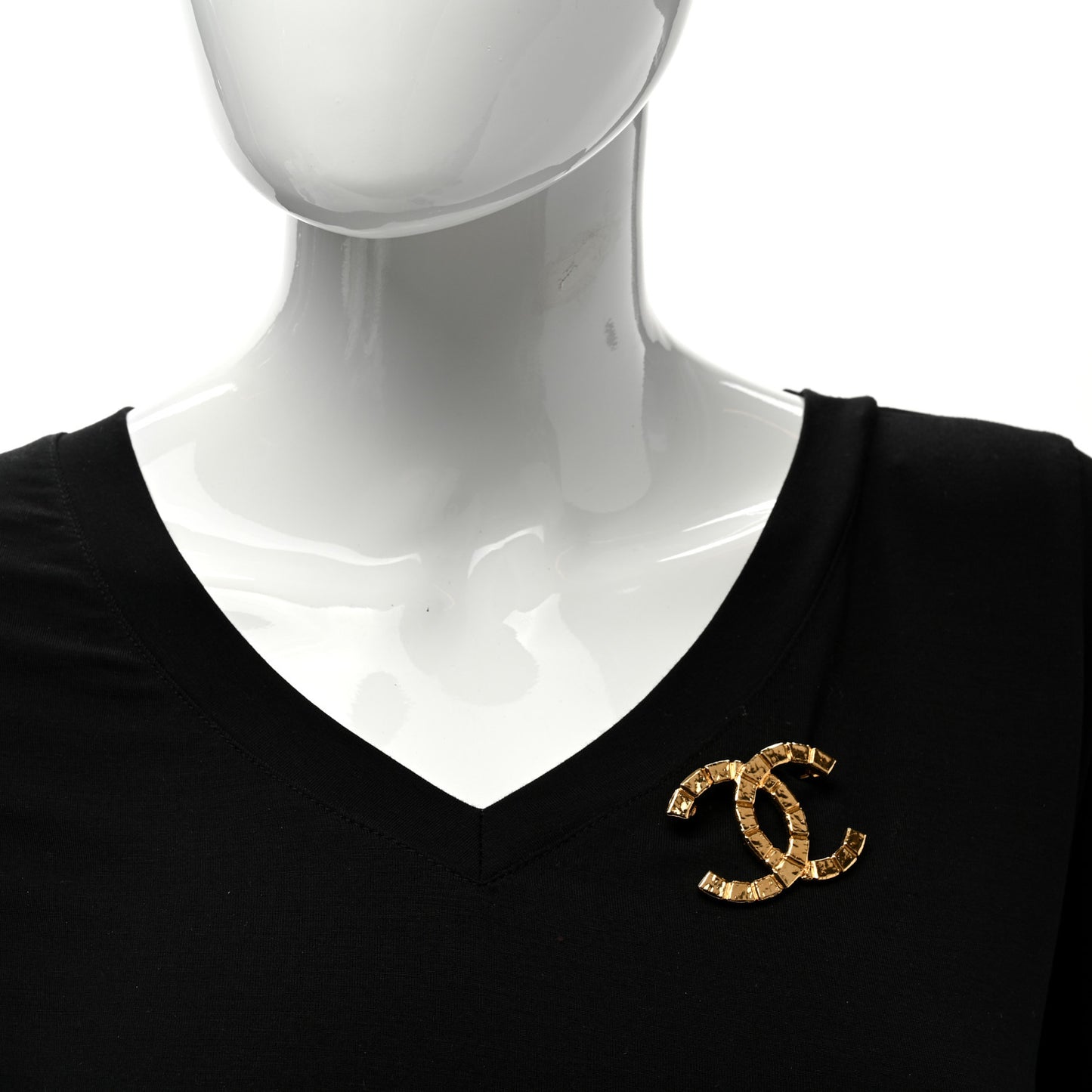 Metal CC Brooch Gold