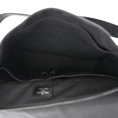 Louis Vuitton Damier Graphite District MM 5 of 9