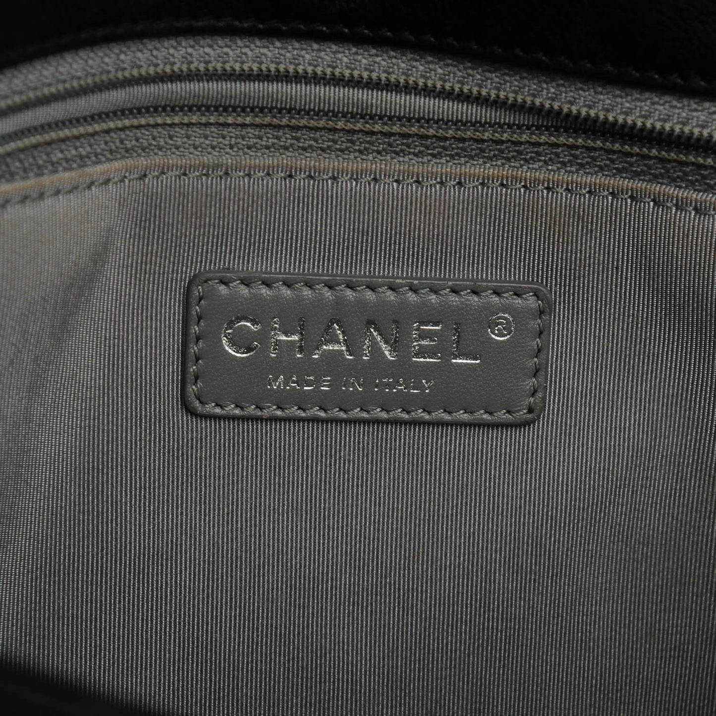 Calfskin Quilted Double Stitch New Medium Boy Flap Black