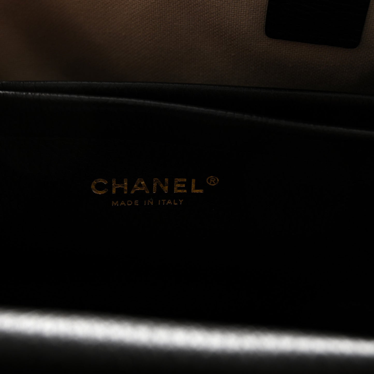 Grained Calfskin Stitched Urban Essentials Small Shopping Bag Black