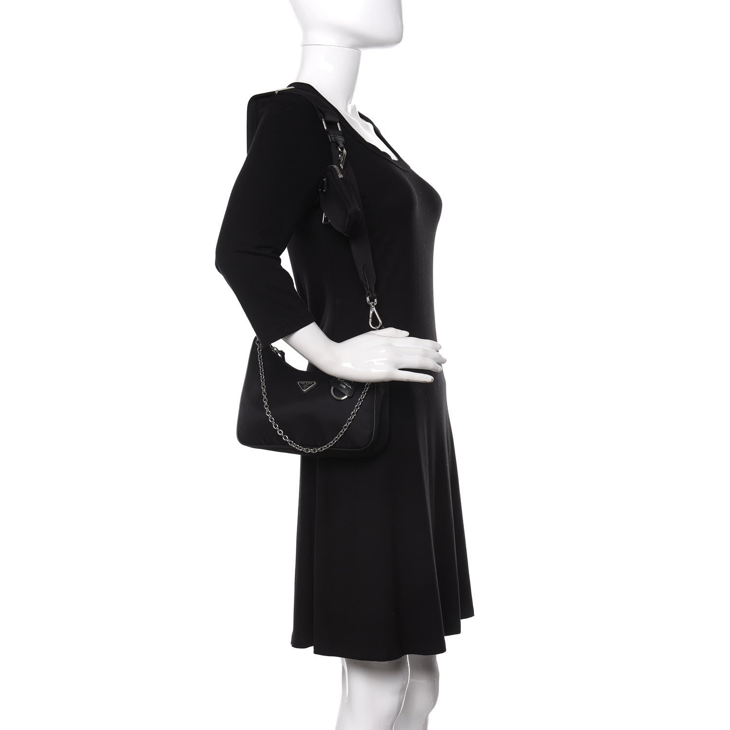Prada Nylon Re-Edition 2005 Shoulder Bag Black 2 of 9