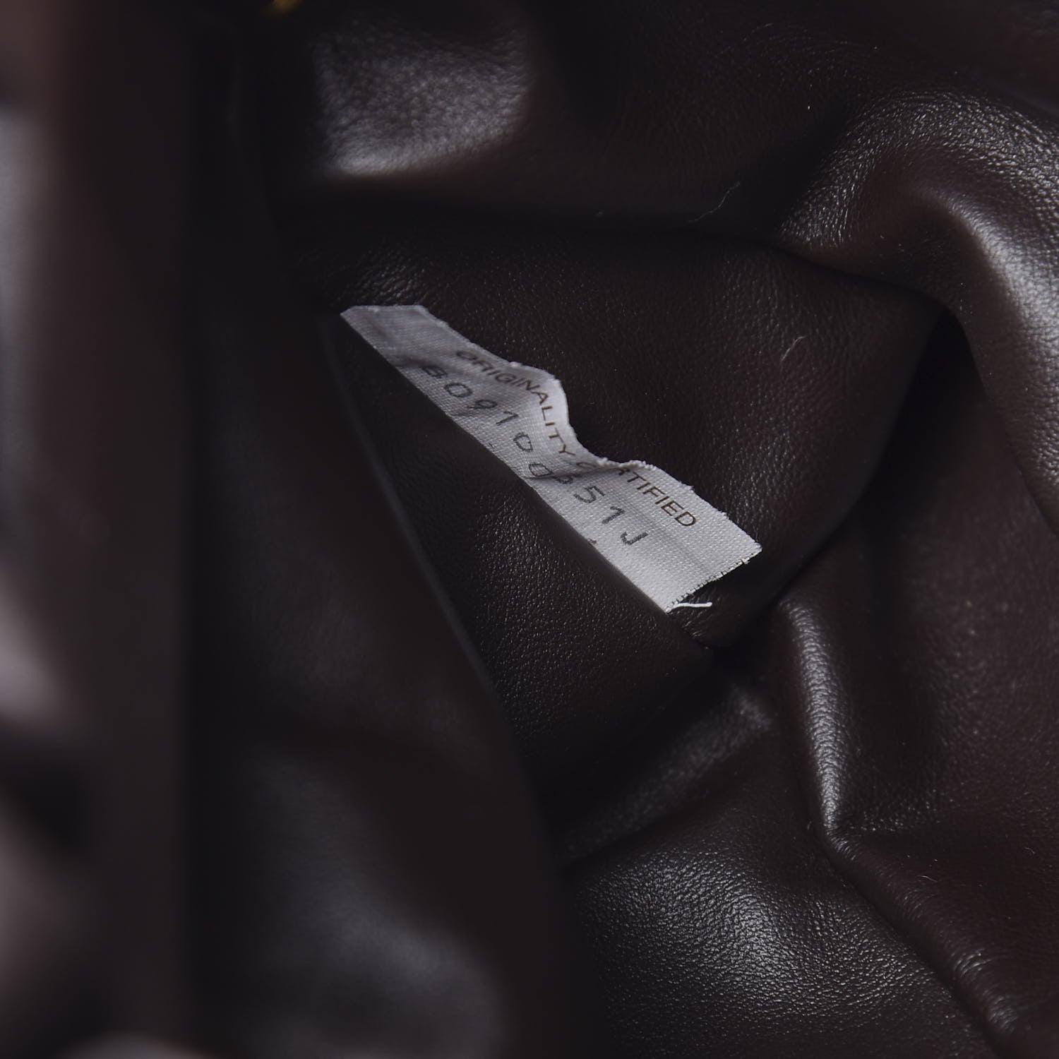Bottega Veneta Calfskin The Pouch Chain Ebano 7 of 10