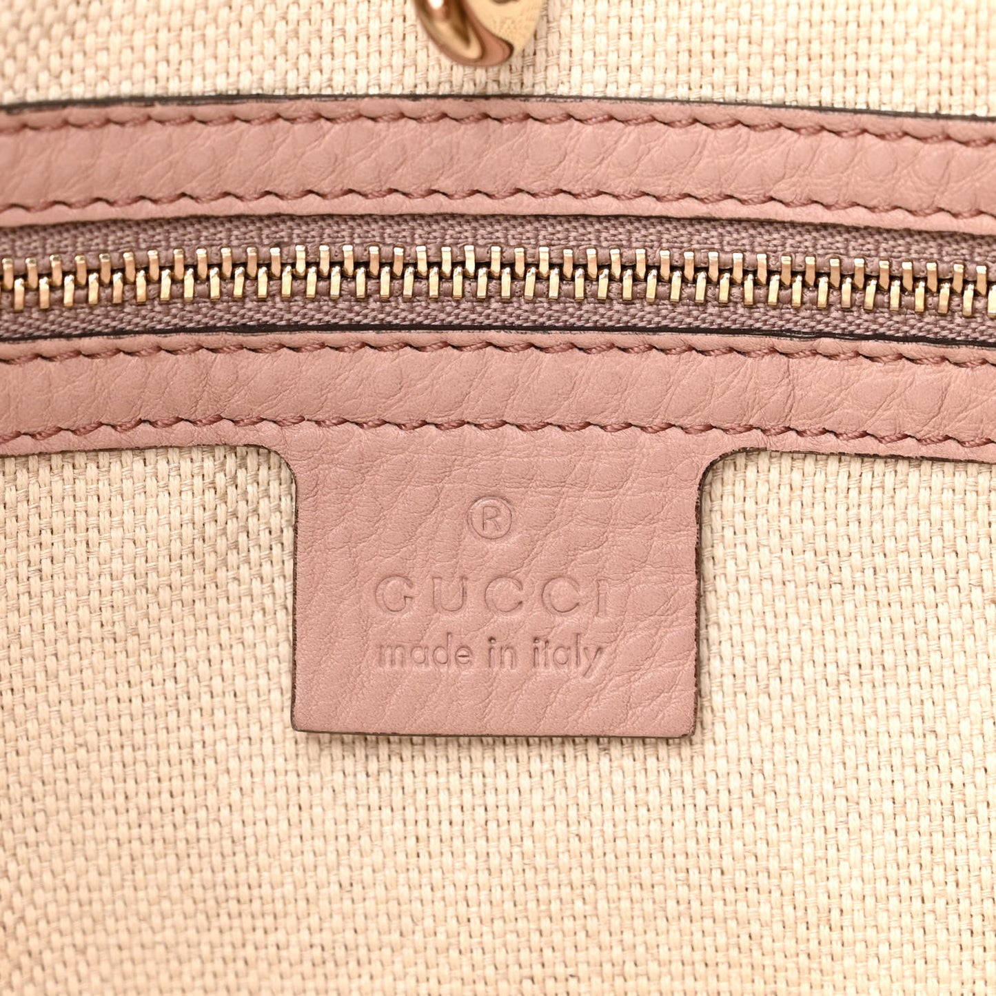 Pebbled Calfskin Medium Soho Chain Shoulder Bag Dark Cipria