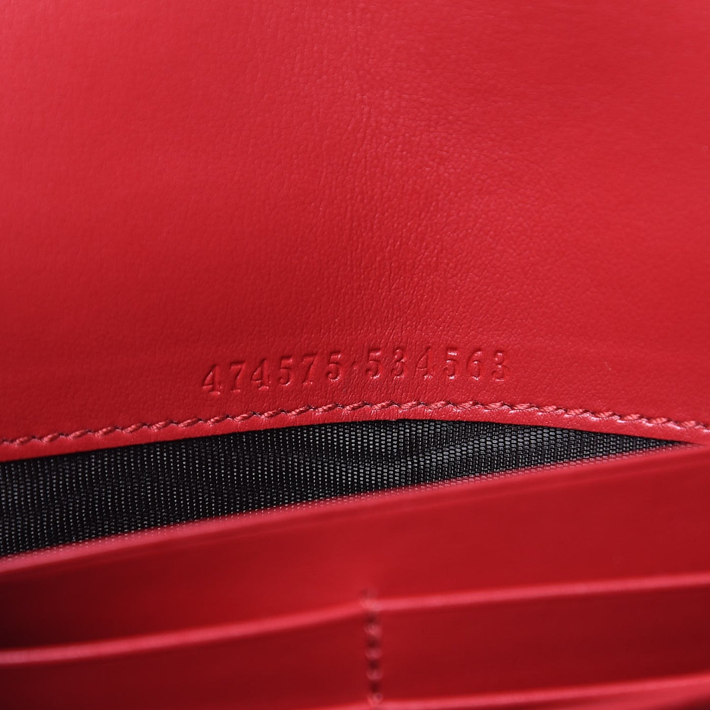 Calfskin Matelasse GG Marmont Chain Wallet Hibiscus Red