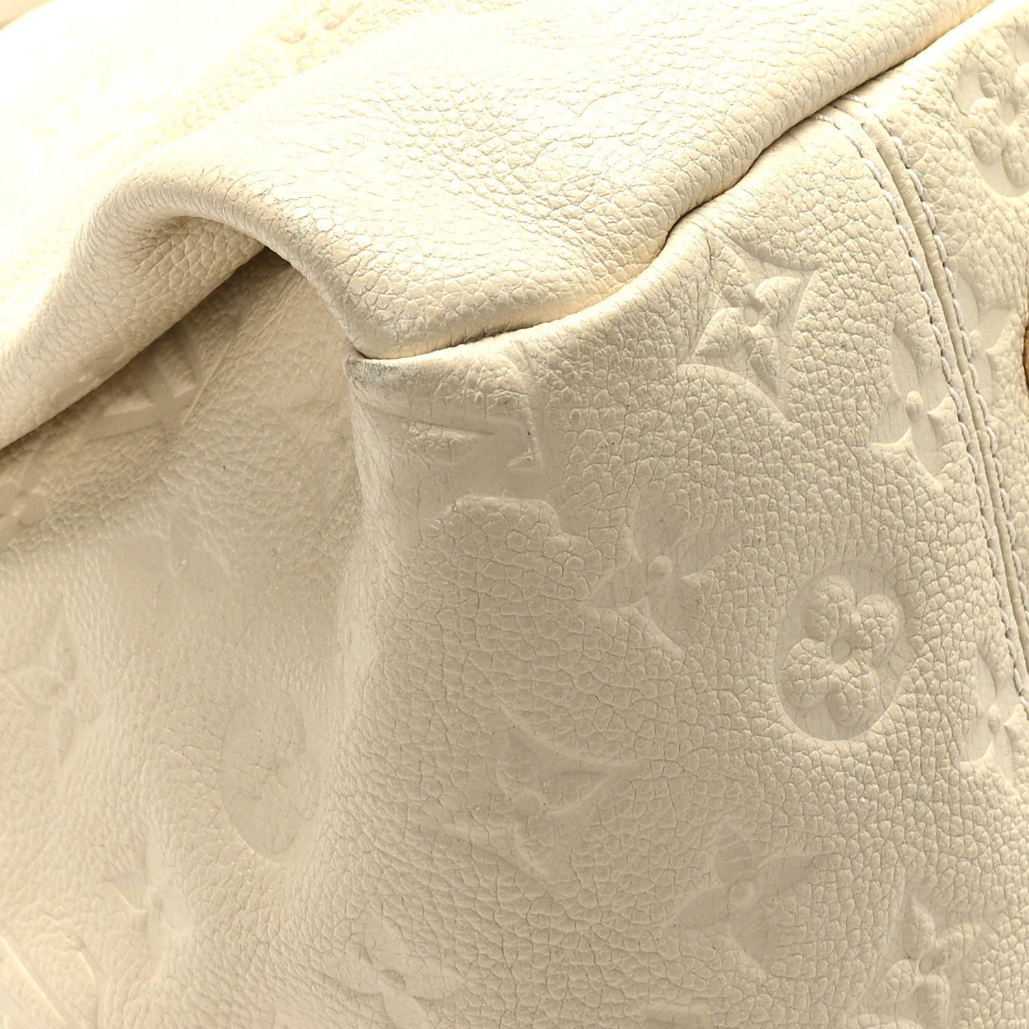 Louis Vuitton Empreinte Artsy MM Neige 7 of 10