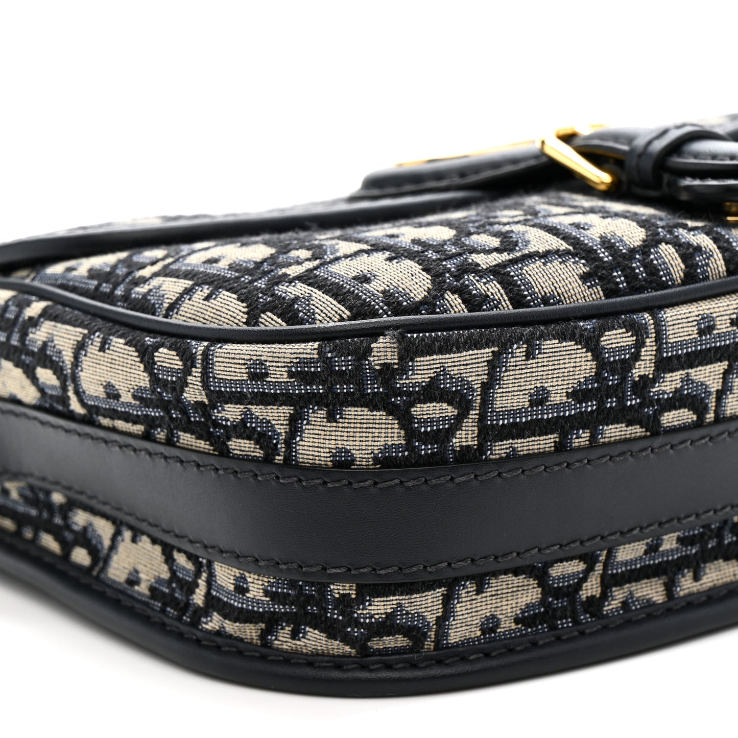 Oblique Medium Bobby Flap Blue