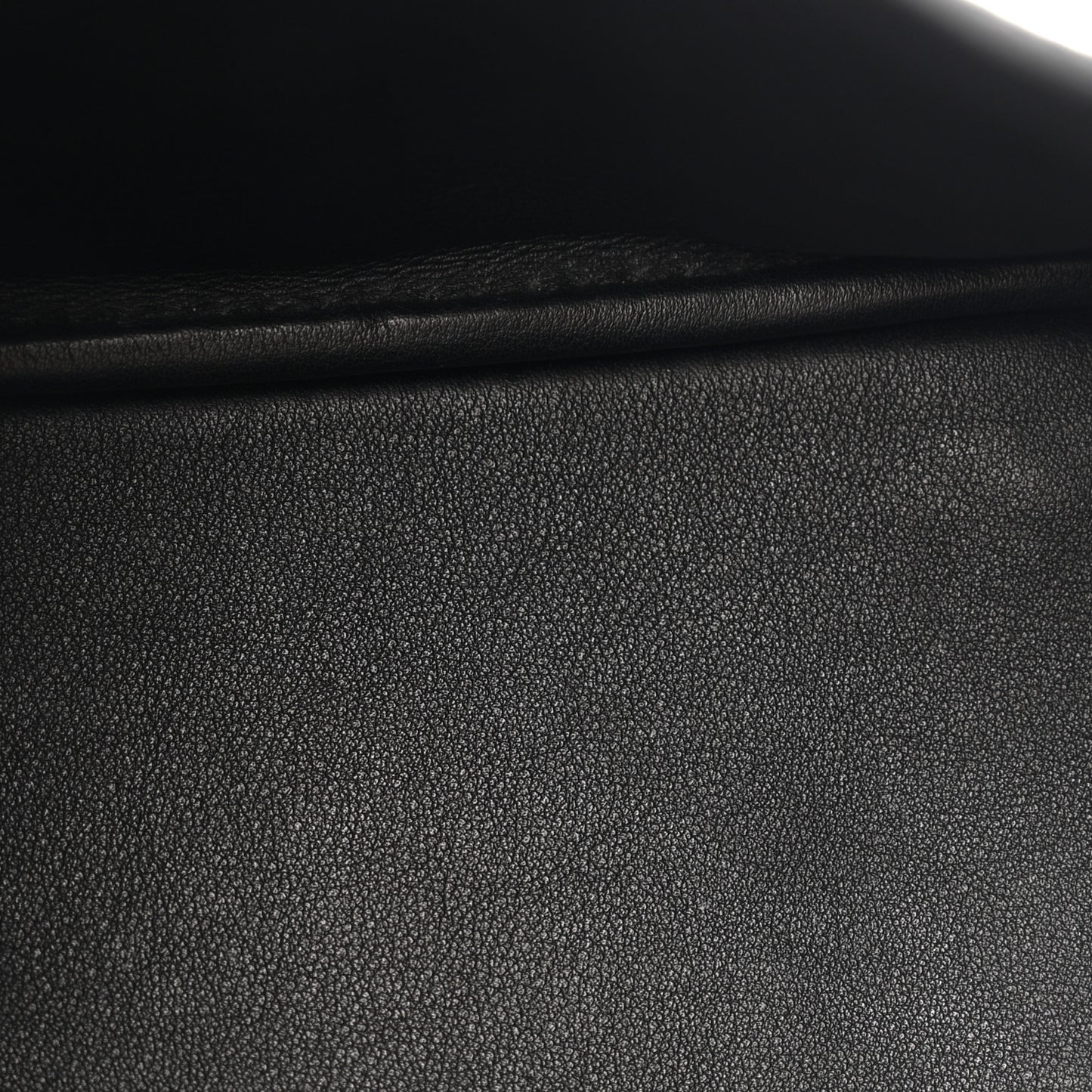 Taurillon Clemence Mini Lindy 20 Black