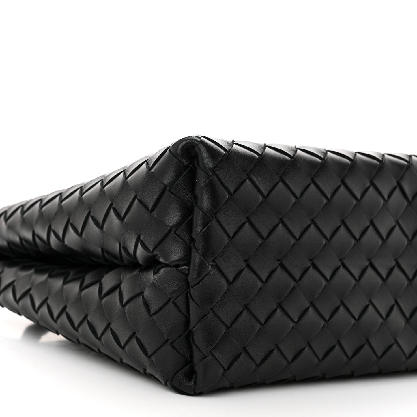 Nappa Intrecciato Medium Andiamo Shoulder Bag Black