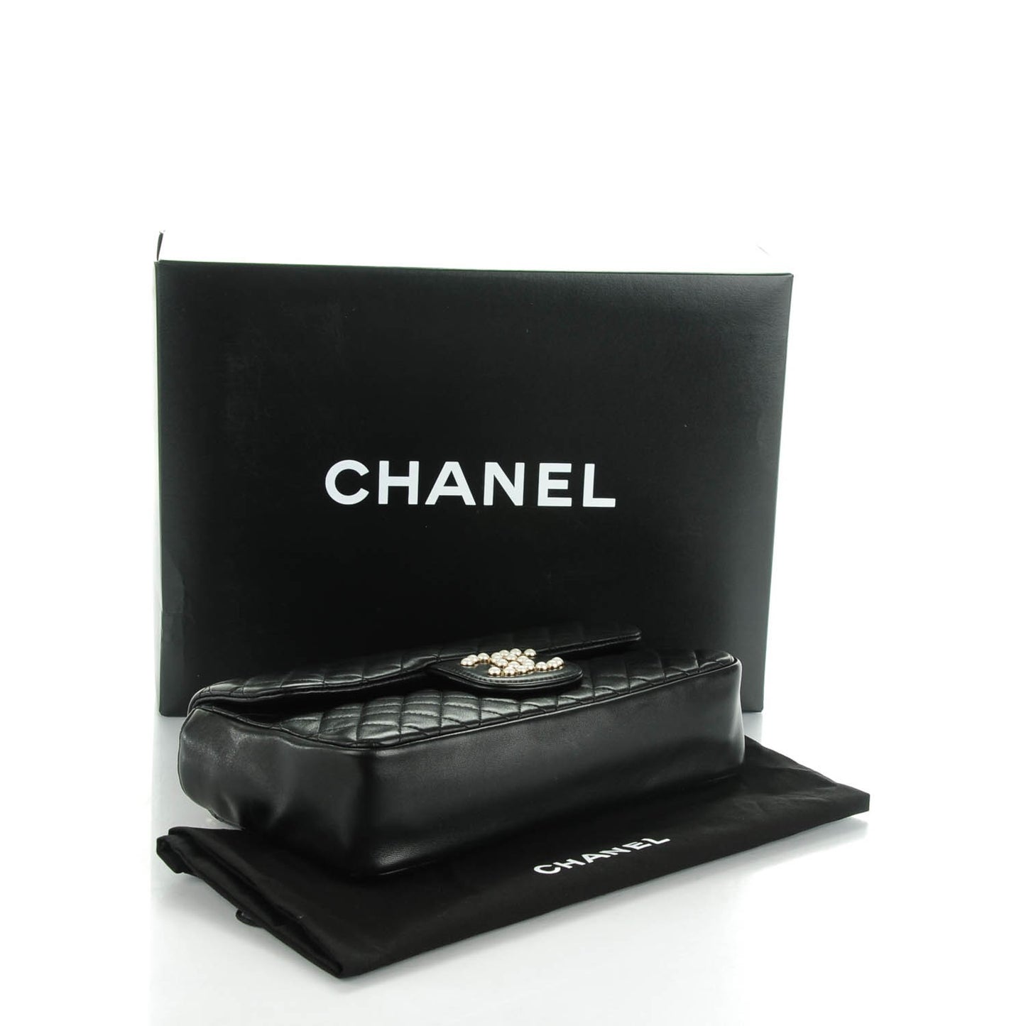 Lambskin Quilted Medium Westminster Pearl Flap Black