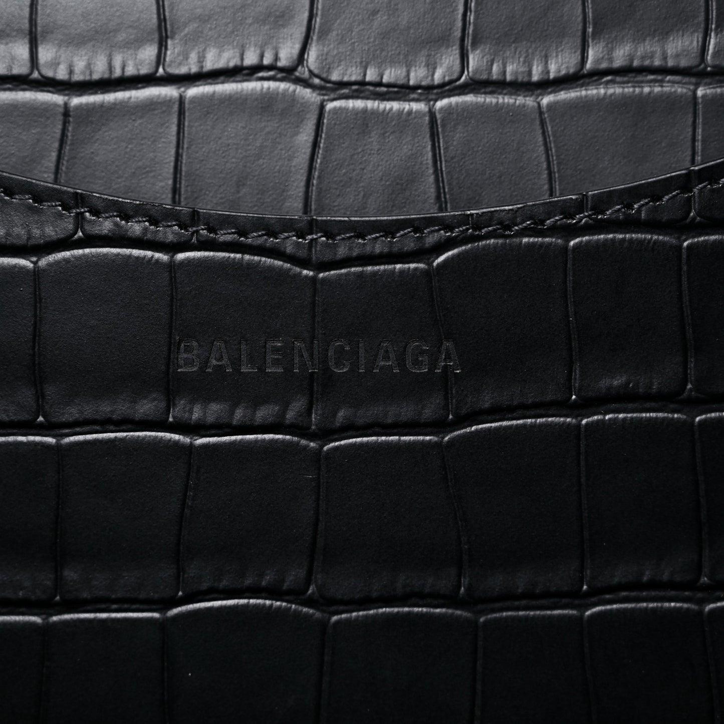Semi Matte Calfskin Crocodile Embossed Neo Classic Black Hardware Large City Black
