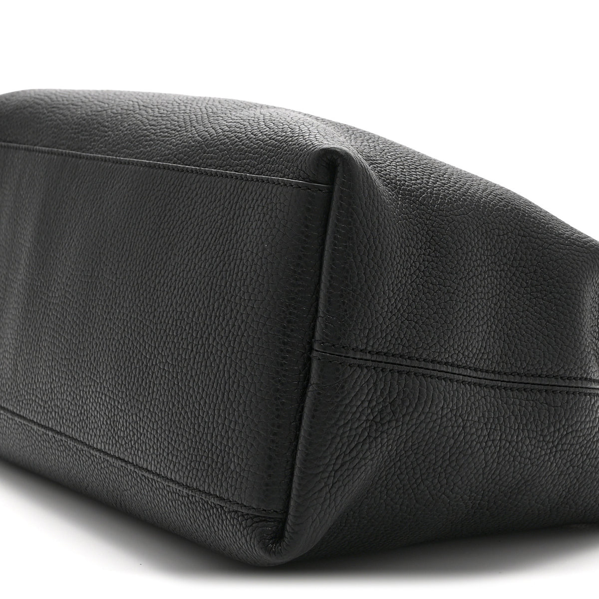 Pebbled Calfskin Medium Soho Chain Shoulder Bag Black