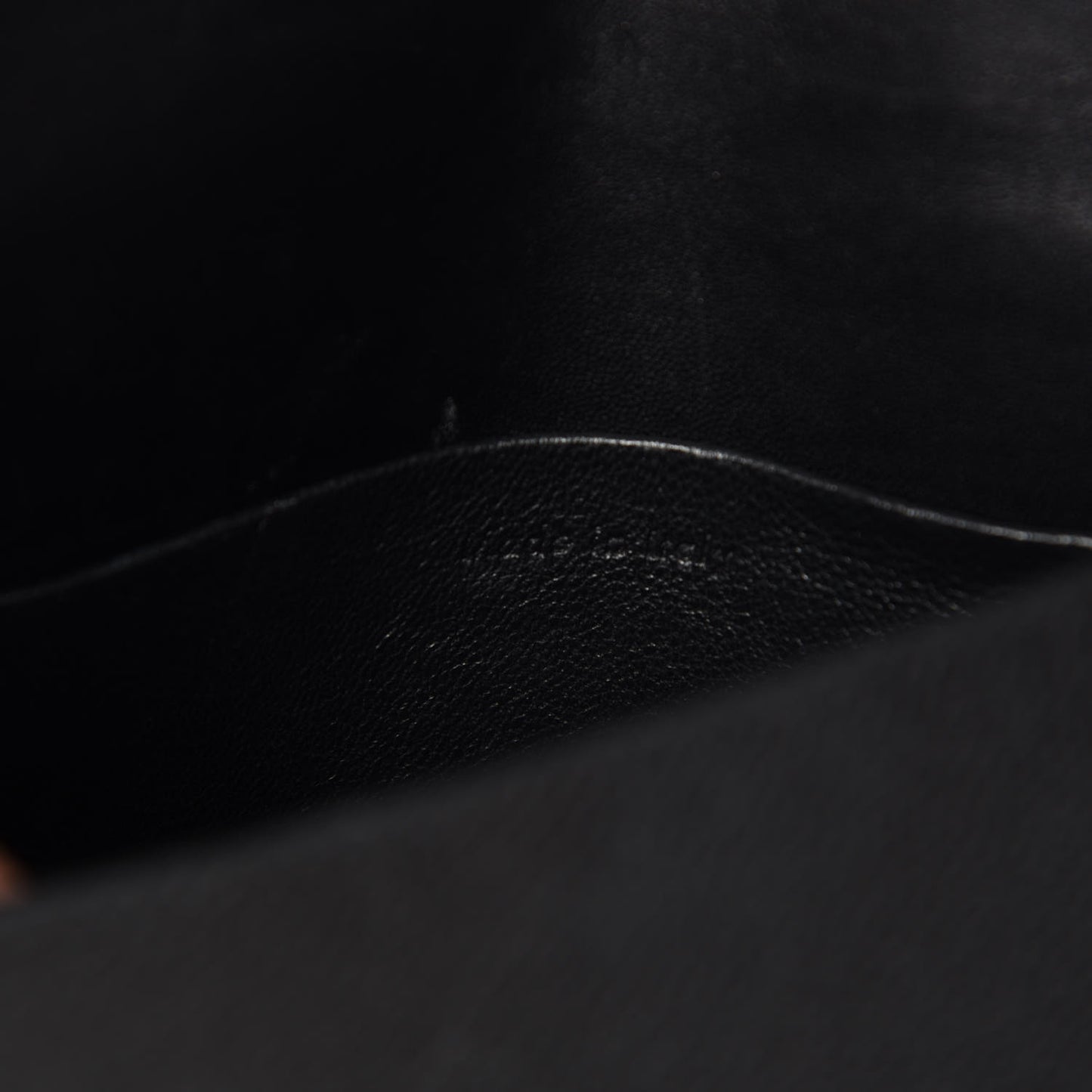 Baby Grained Calfskin Small Trotteur Black