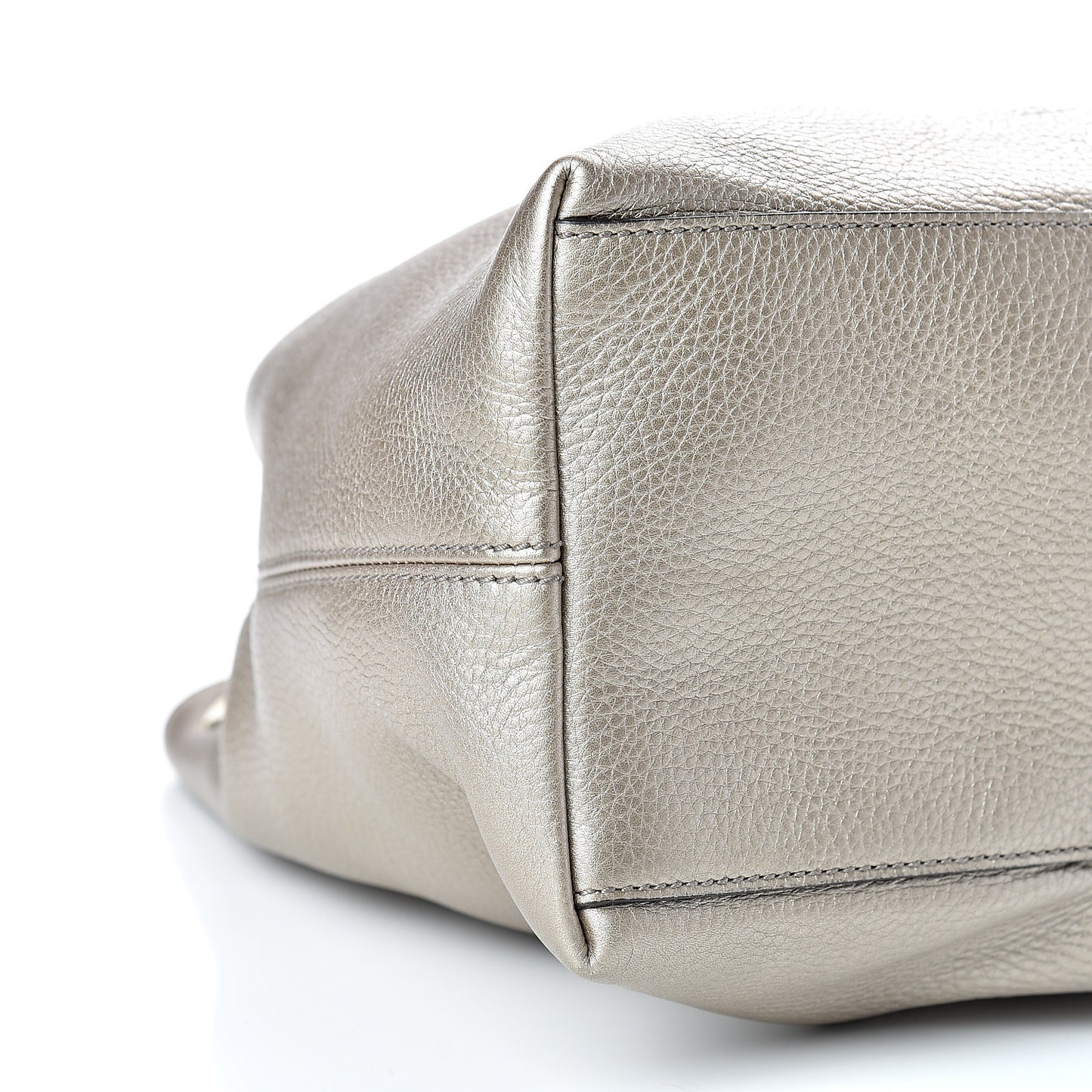 Metallic Pebbled Calfskin Medium Soho Chain Shoulder Bag Golden Beige