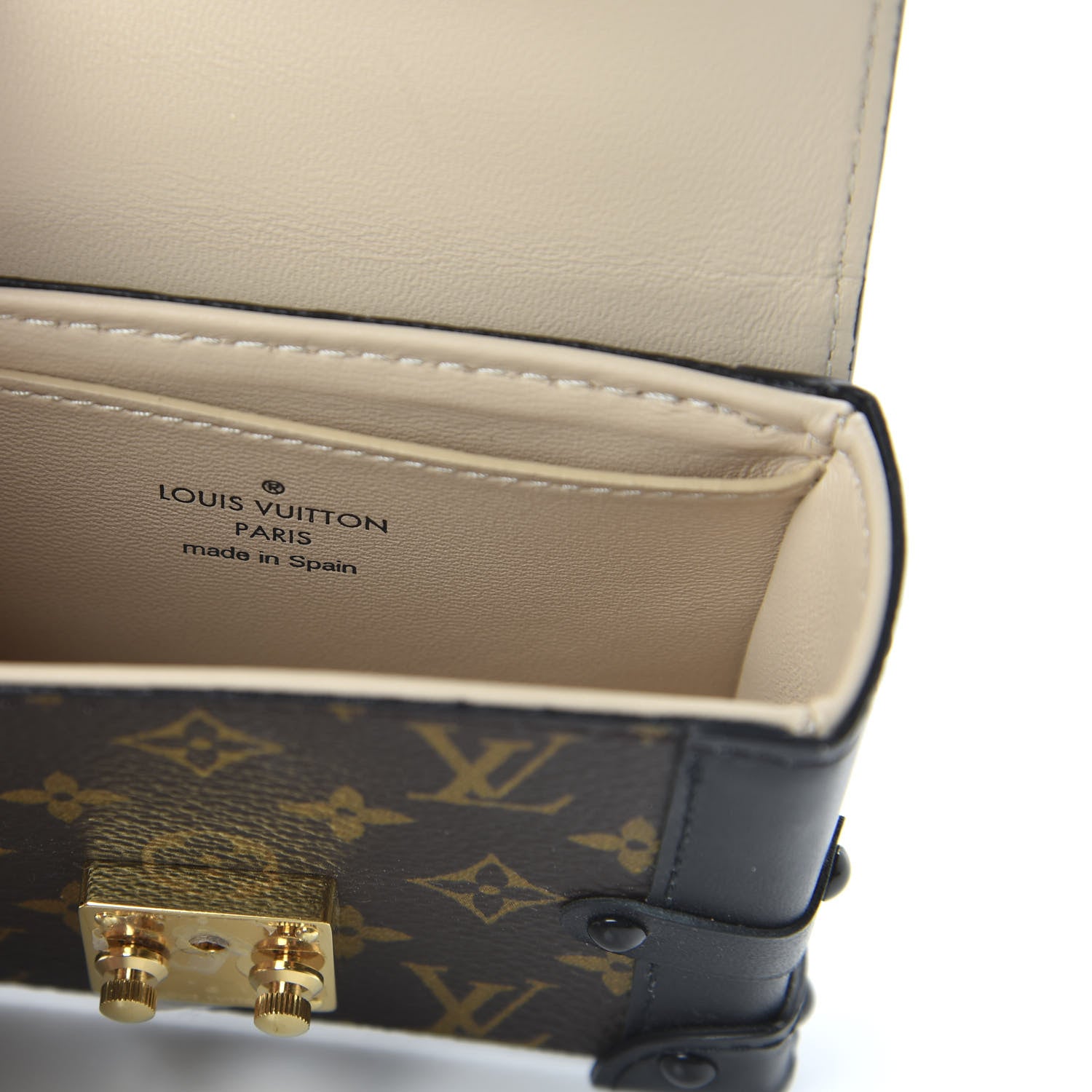 Louis Vuitton Monogram Essential Trunk Black 8 of 9