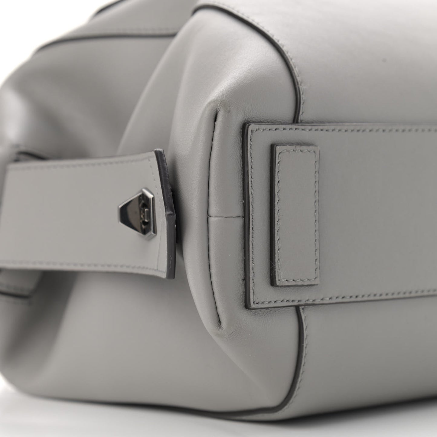 Calfskin Small Soft Antigona Pearl Grey