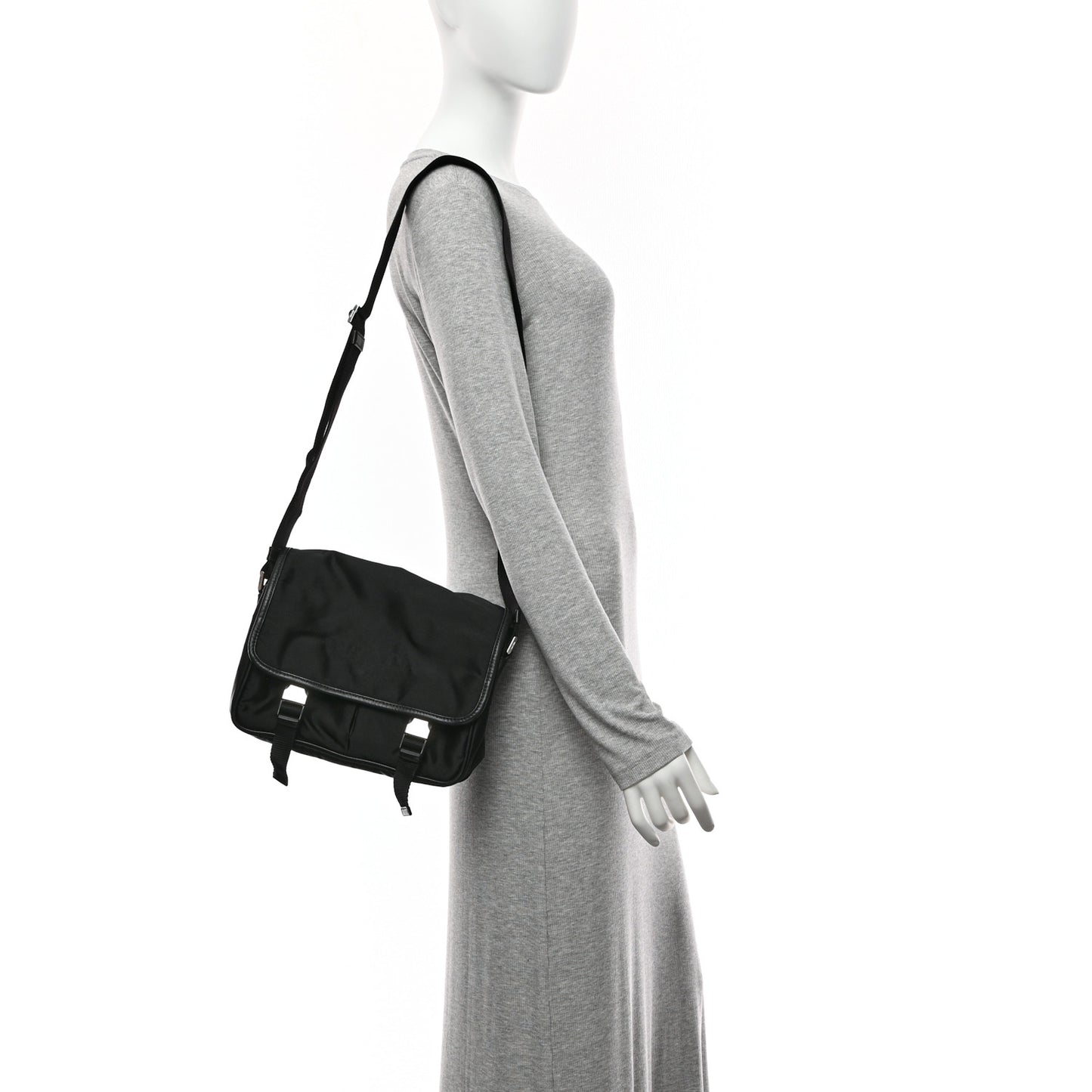 Tessuto Nylon Saffiano Logo Messenger Bag Black
