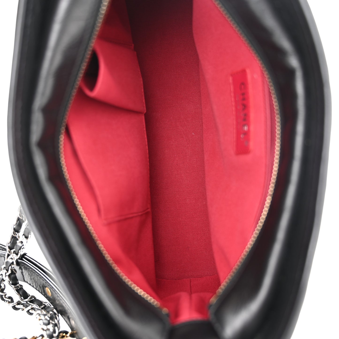 Aged Calfskin Quilted New Medium Gabrielle Hobo Black