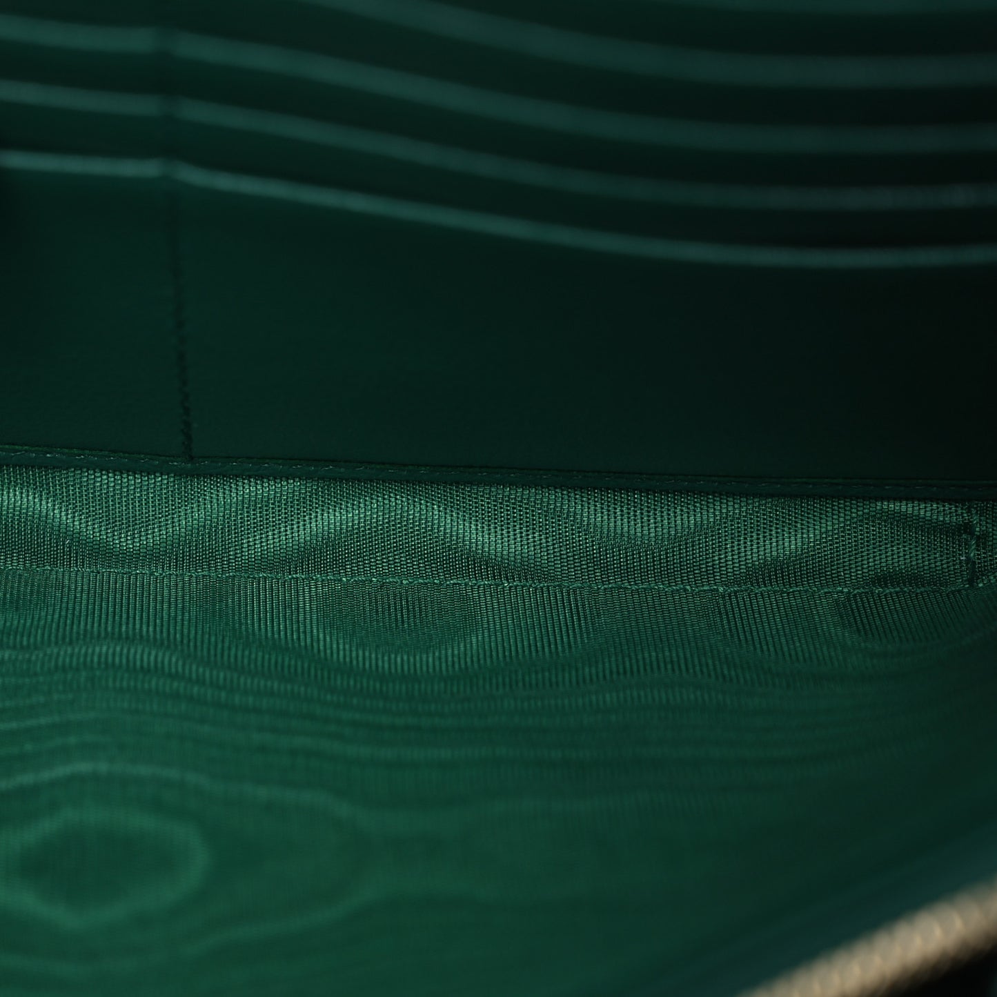 Azalea Calfskin Enamel Matelasse Diagonal Torchon GG Marmont Chain Wallet New Shamrock Emerald