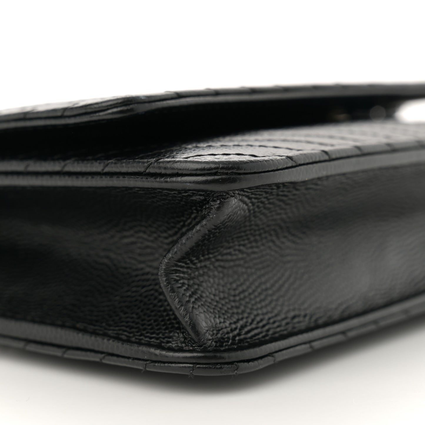 Caviar Chevron Quilted Wallet On Chain WOC Black