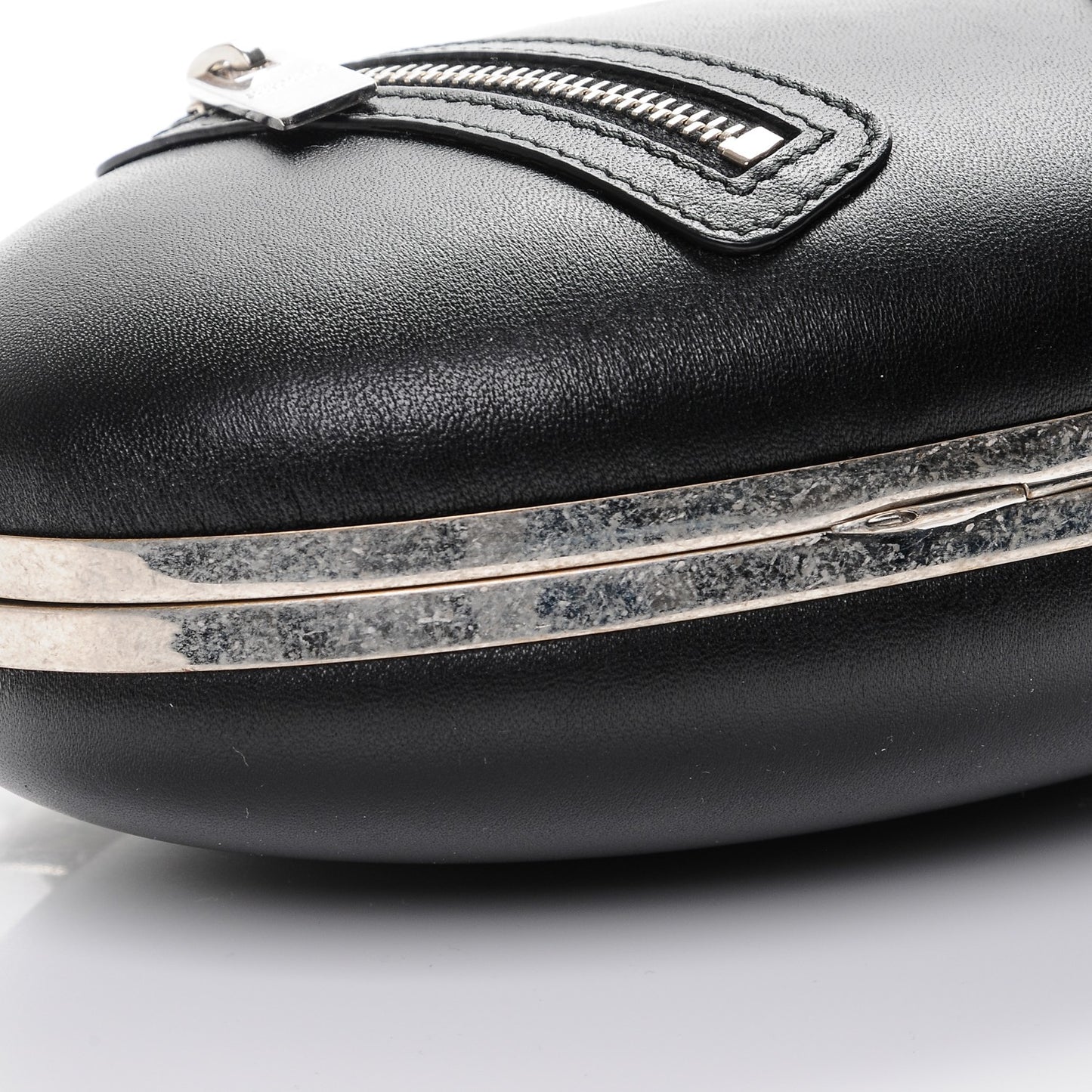 Nappa Skull Knuckle Oval Box Clutch Black