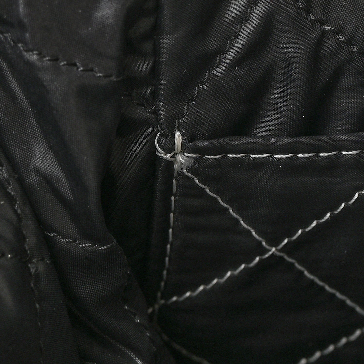 Chanel Shearling Sheepskin Tweed Large Coco Neige Tote White Black 11 of 11