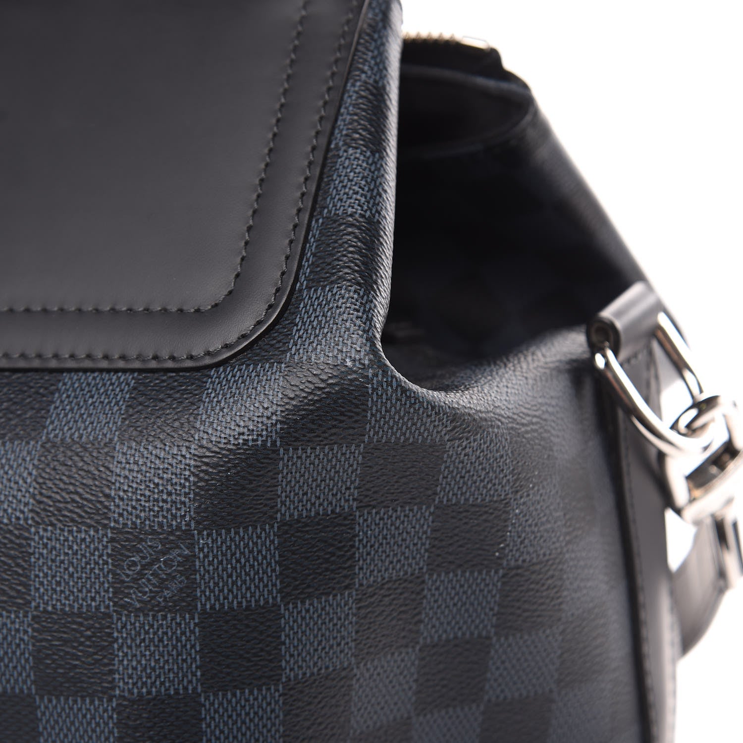 Louis Vuitton Damier Cobalt Neo Greenwich 18 of 19
