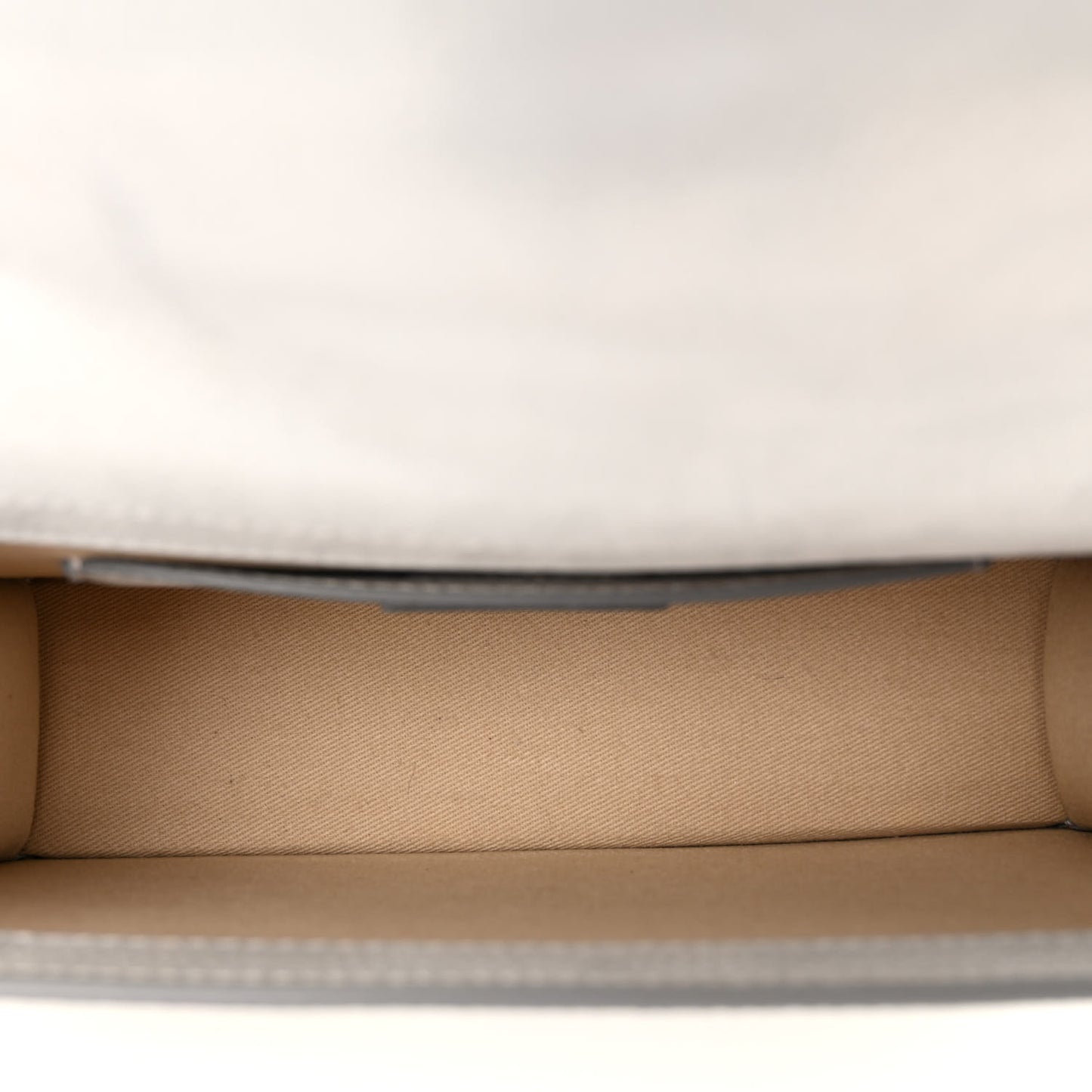 Grained Calfskin Le Grand Bambino Light Grey