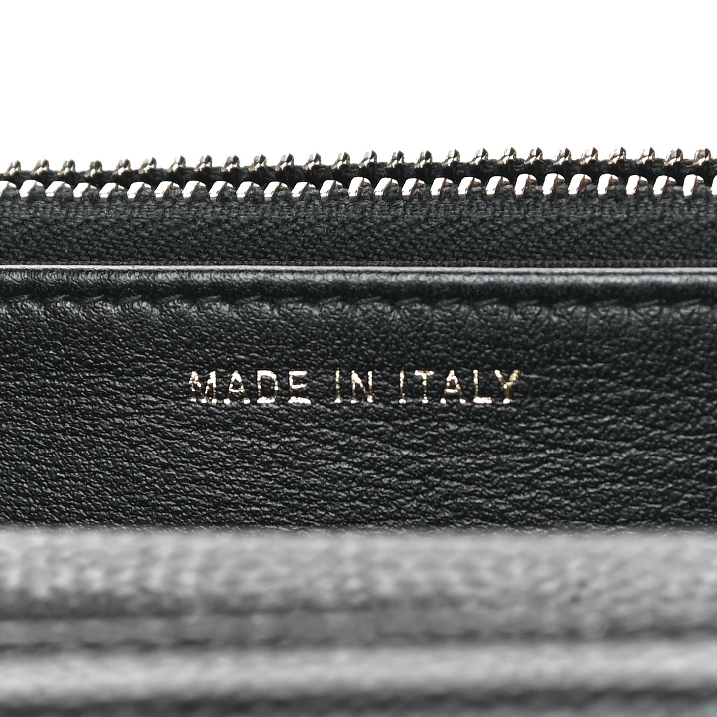Caviar Quilted Golden Class Wallet On Chain WOC Black