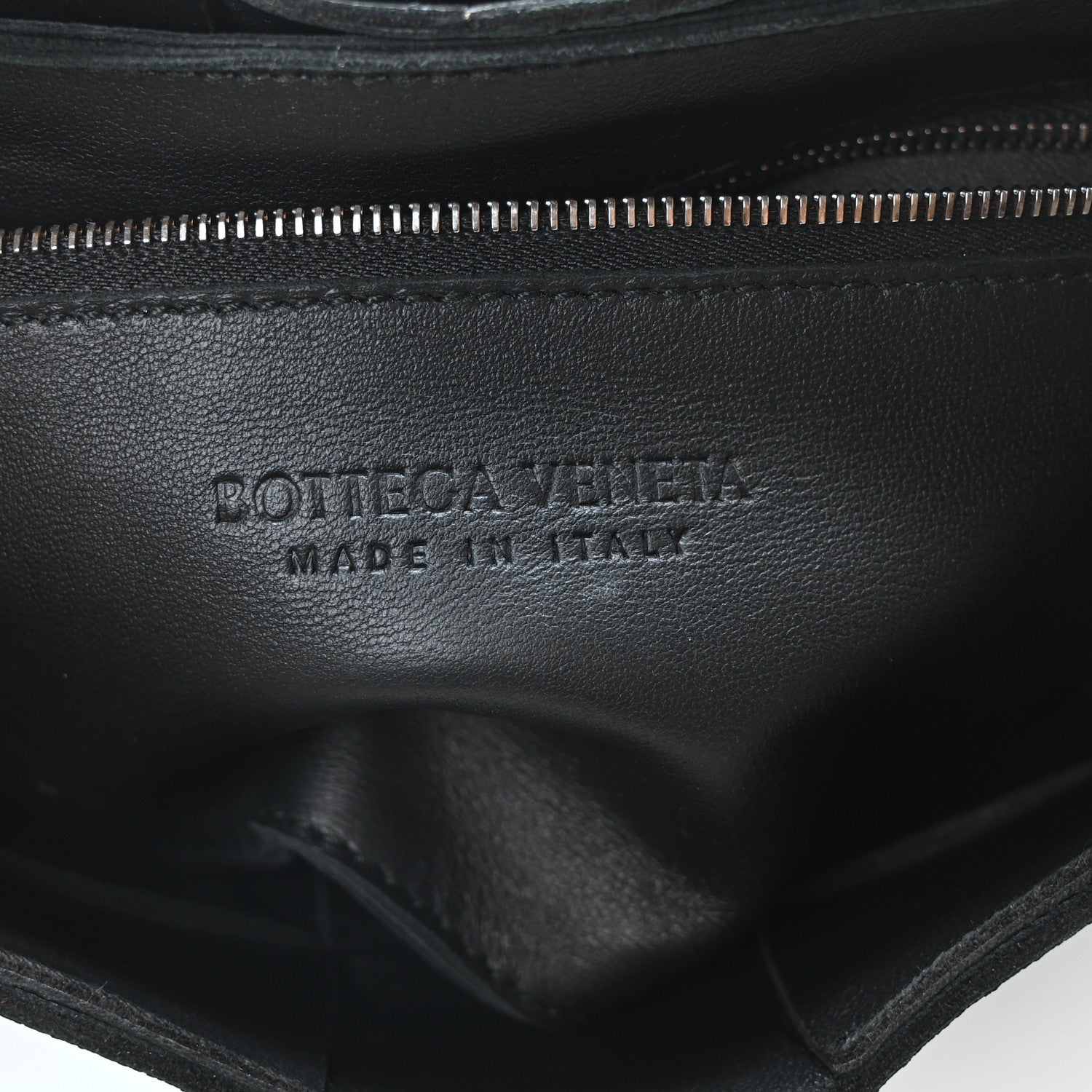 Bottega Veneta Lambskin Maxi Intrecciato Cassette Crossbody Bag Black 6 of 9