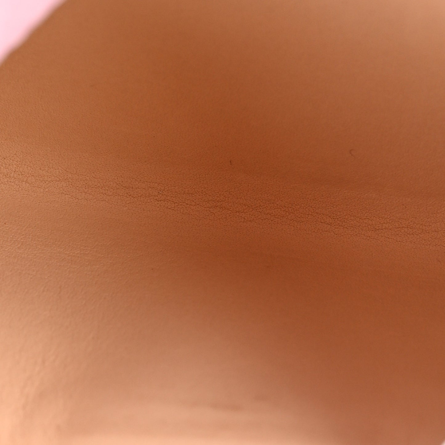 Taurillon Soft Presse Visite Card Holder Pink