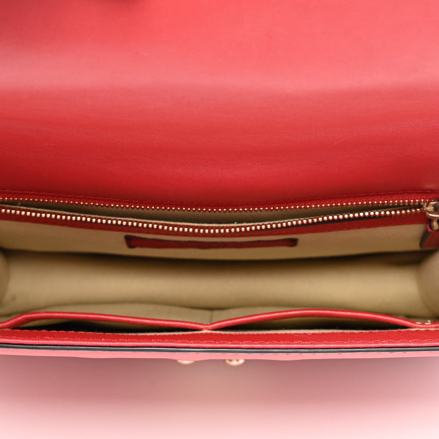 Vitello Medium Glam Lock Rockstud Flap Red