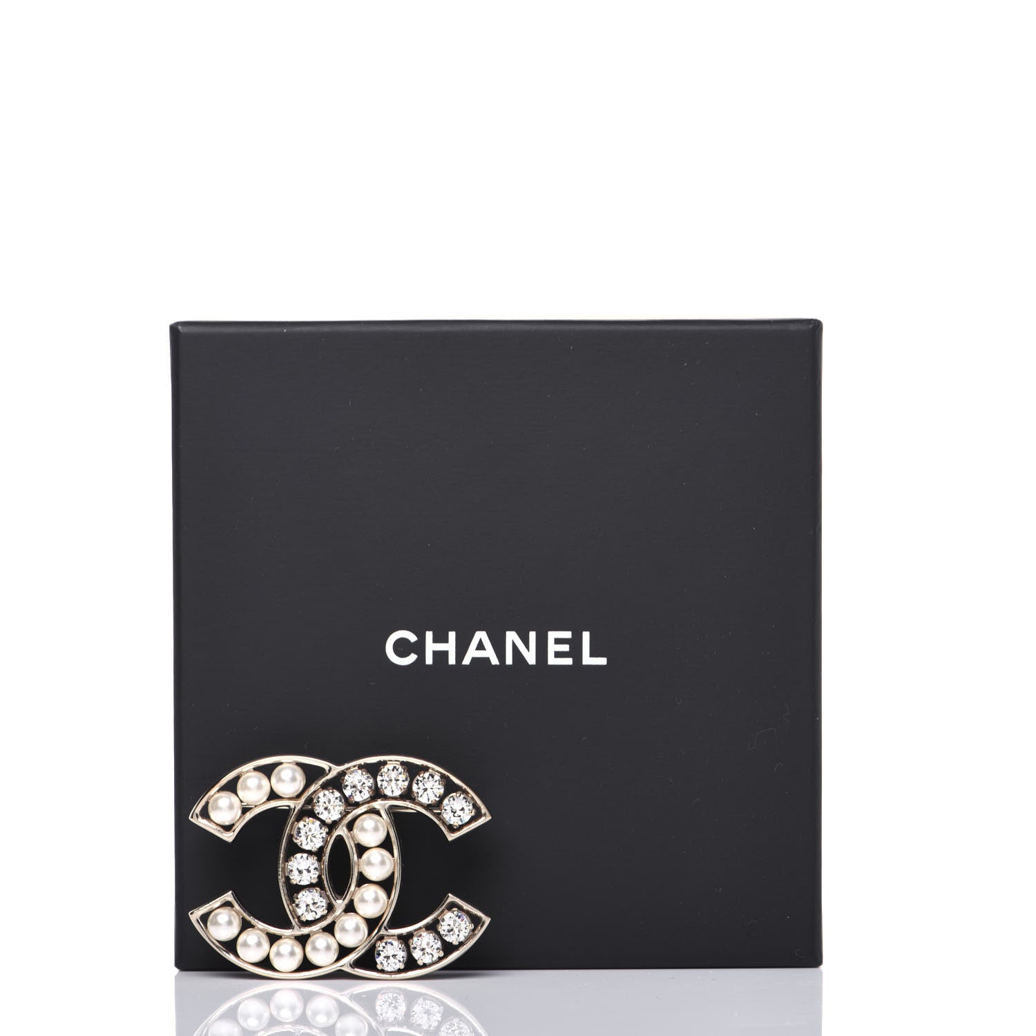 Chanel Pearl Crystal CC Brooch Gold Pearly White 7 of 7