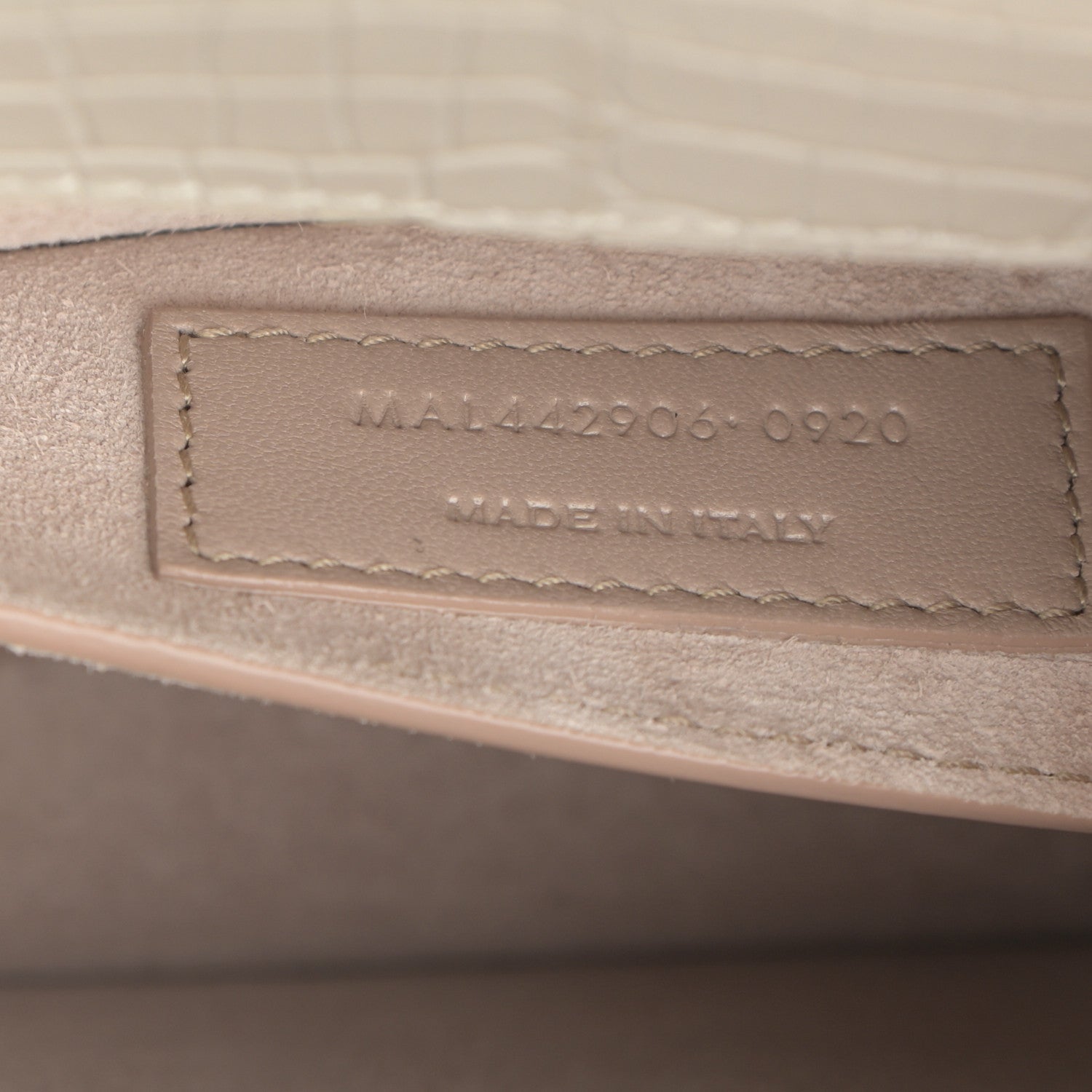 Saint Laurent Calfskin Crocodile Embossed Medium Monogram Sunset Blanc Vintage 8 of 15