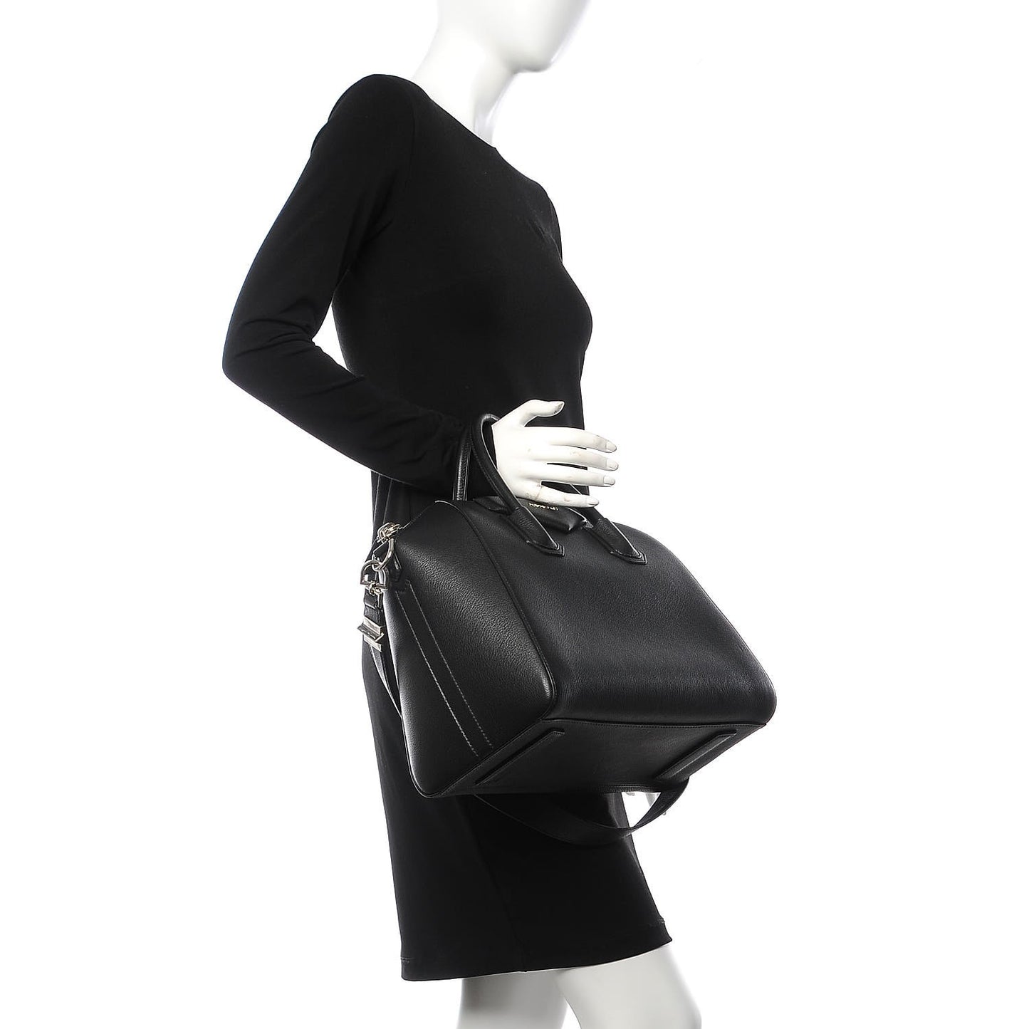 Sugar Goatskin Medium Antigona Black