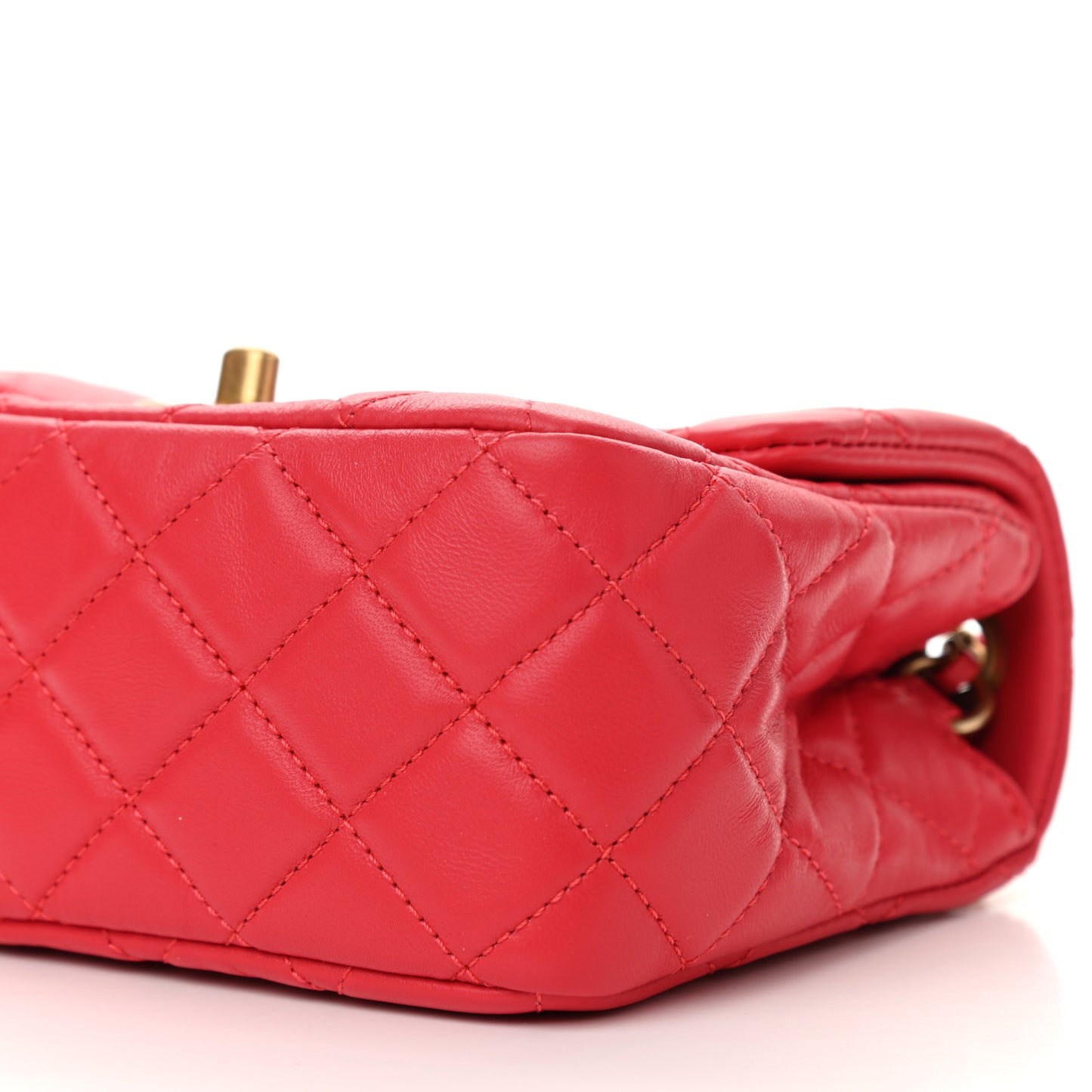 Lambskin Quilted Mini Pearl Crush Flap Red