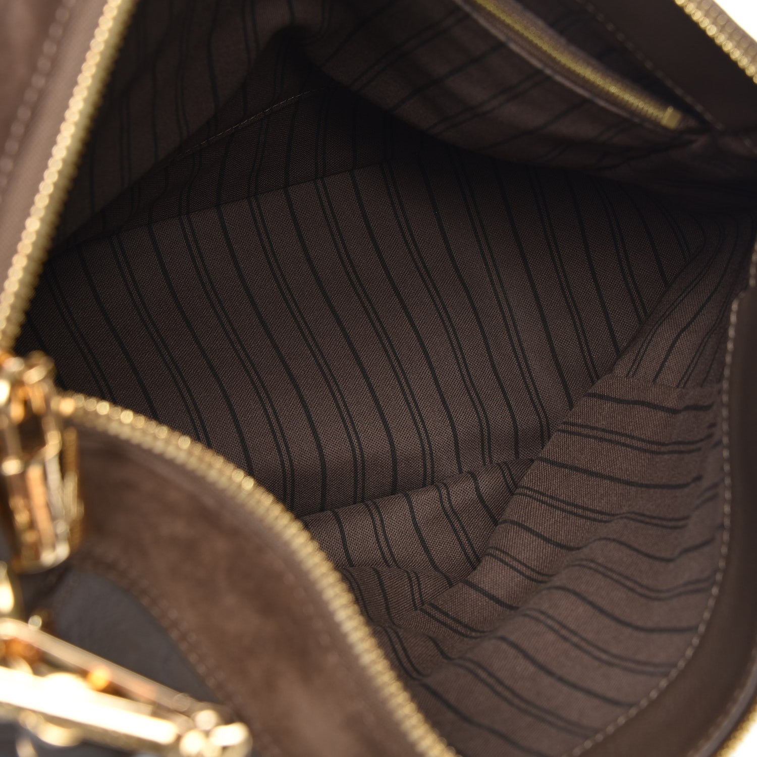 Louis Vuitton Empreinte Suede Audacieuse MM Ombre 5 of 6