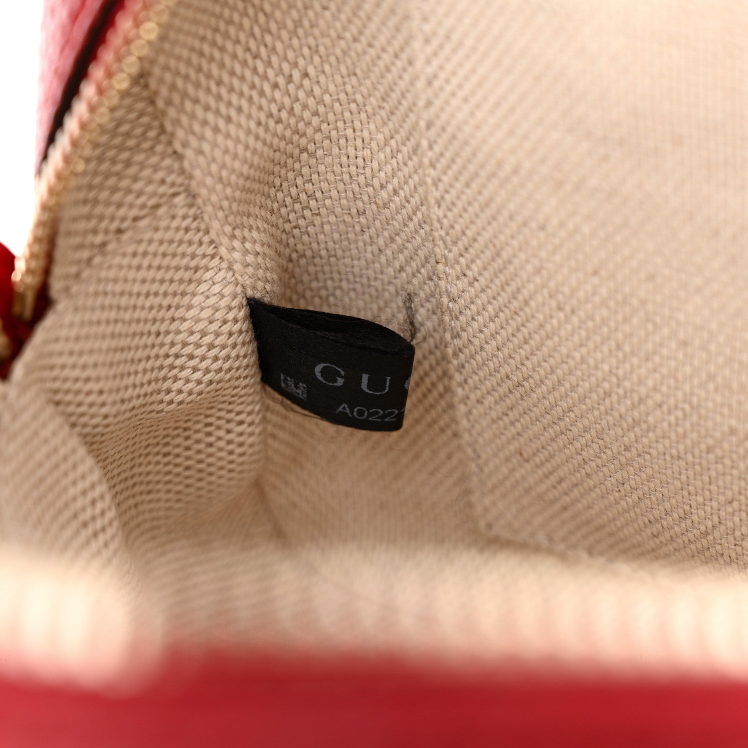 Gucci Pebbled Calfskin Small Soho Disco Bag Tabasco Red 8 of 11