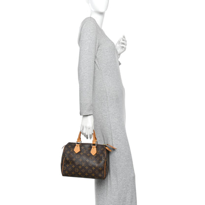 Louis Vuitton Monogram Speedy 25 2 of 10