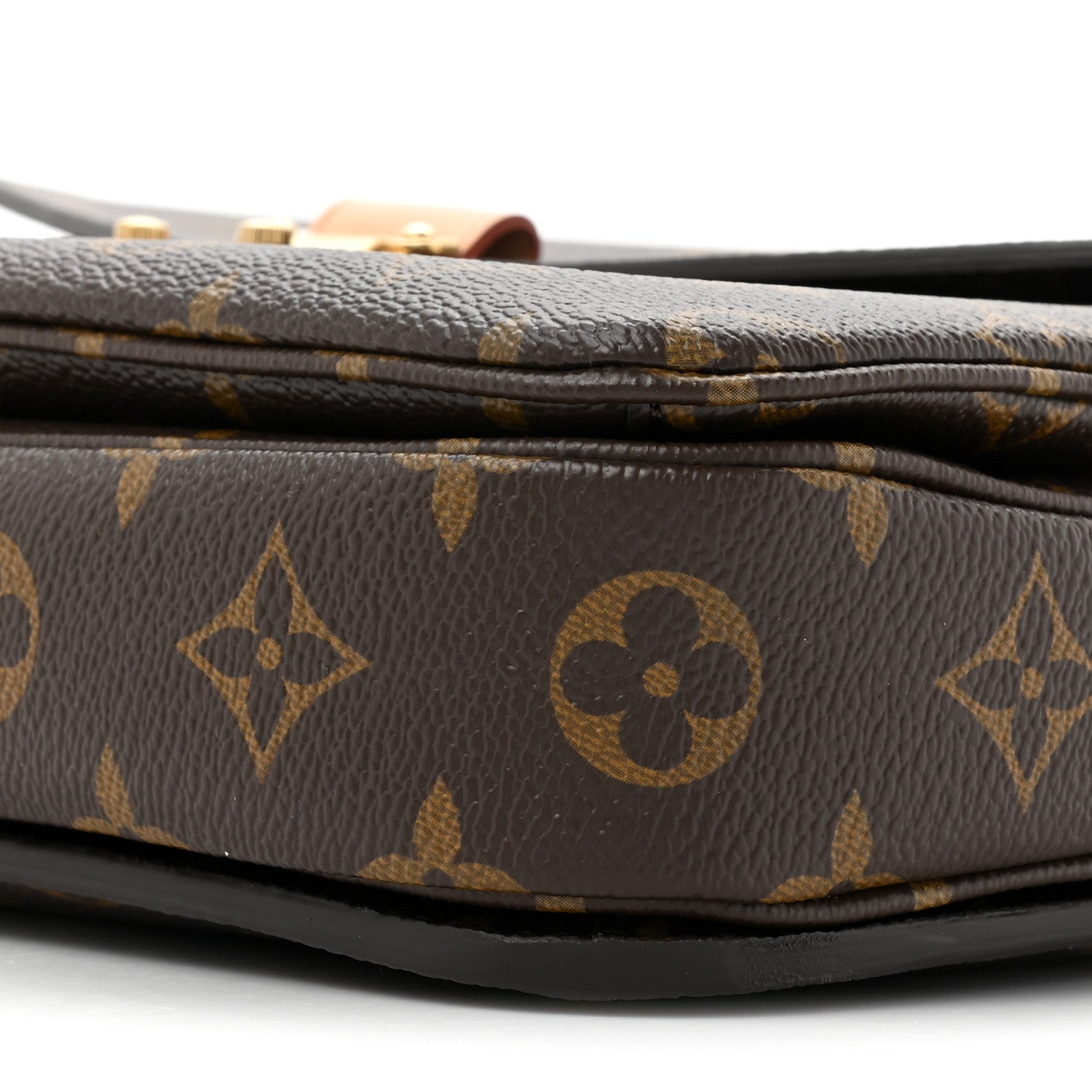 Louis Vuitton Monogram Pochette Metis 9 of 10
