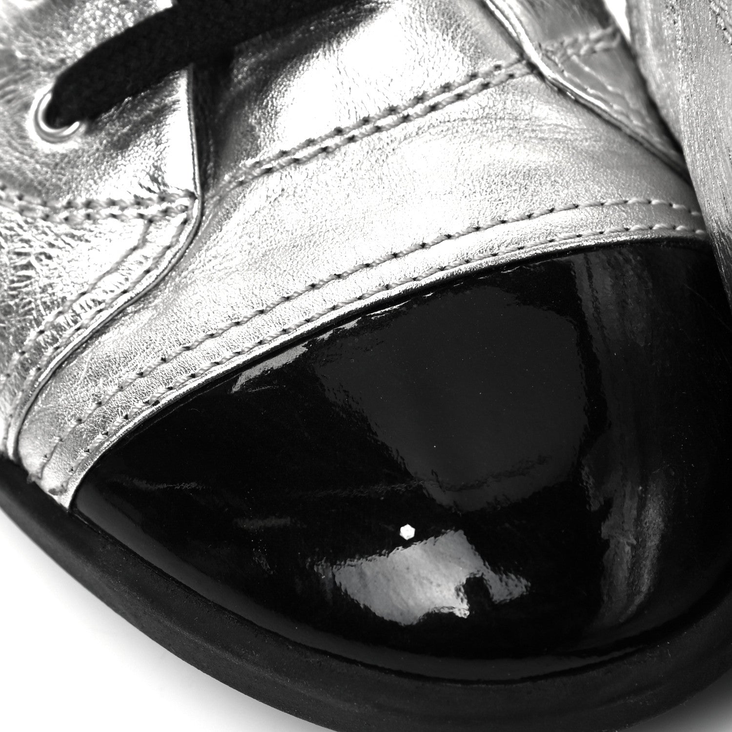 Chanel Metallic Lambskin Patent Cap Toe CC Sneakers 39.5 Silver Black 13 of 17