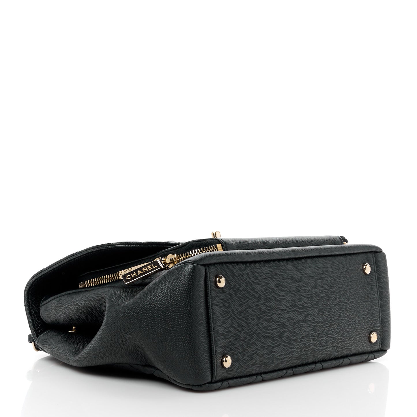 Caviar Quilted Large Business Affinity Flap Black