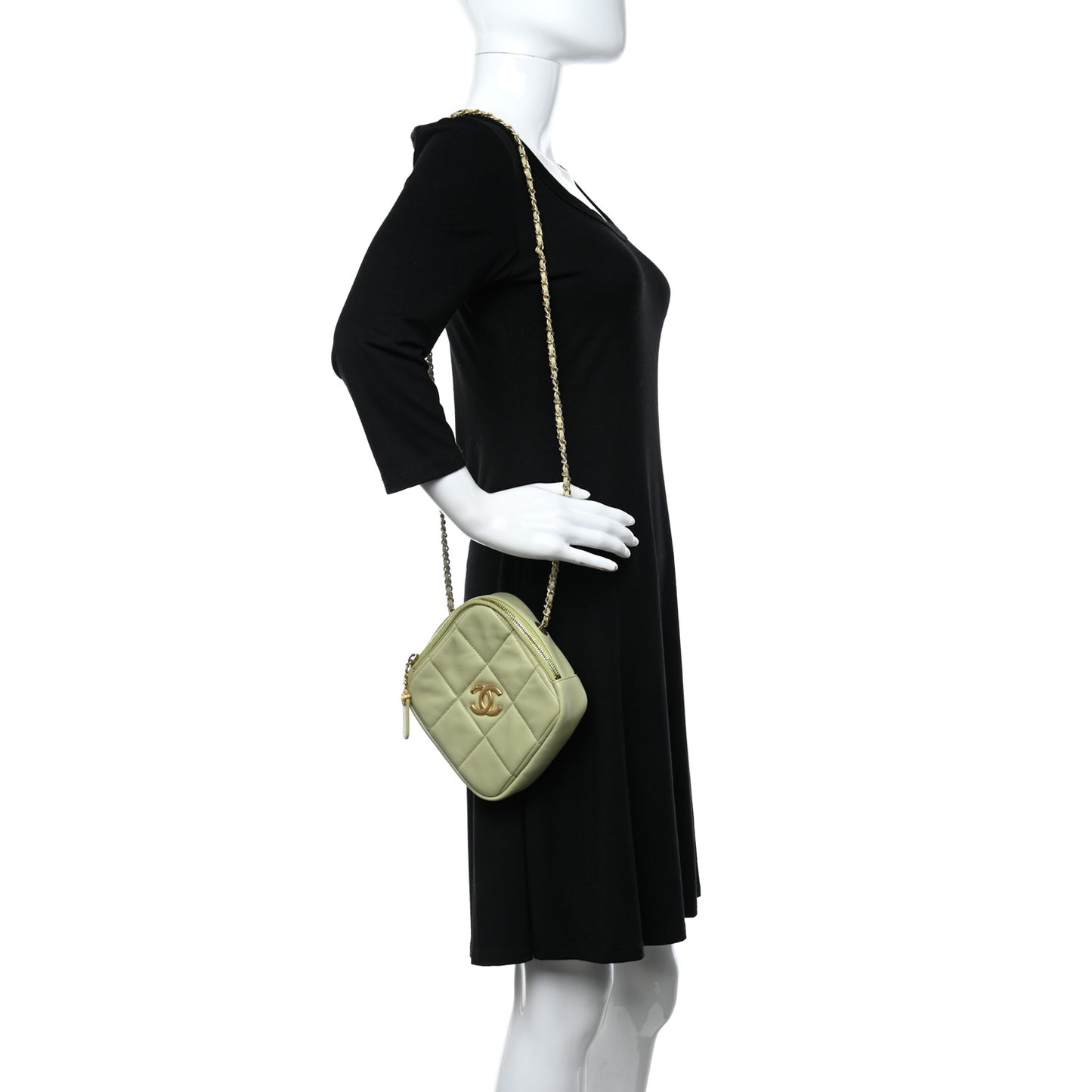 Lambskin Quilted Diamond Clutch With Chain Light Green