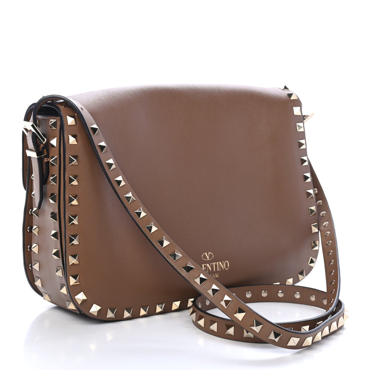 Vitello Medium Rockstud Flap Saddle Bag Nocciola