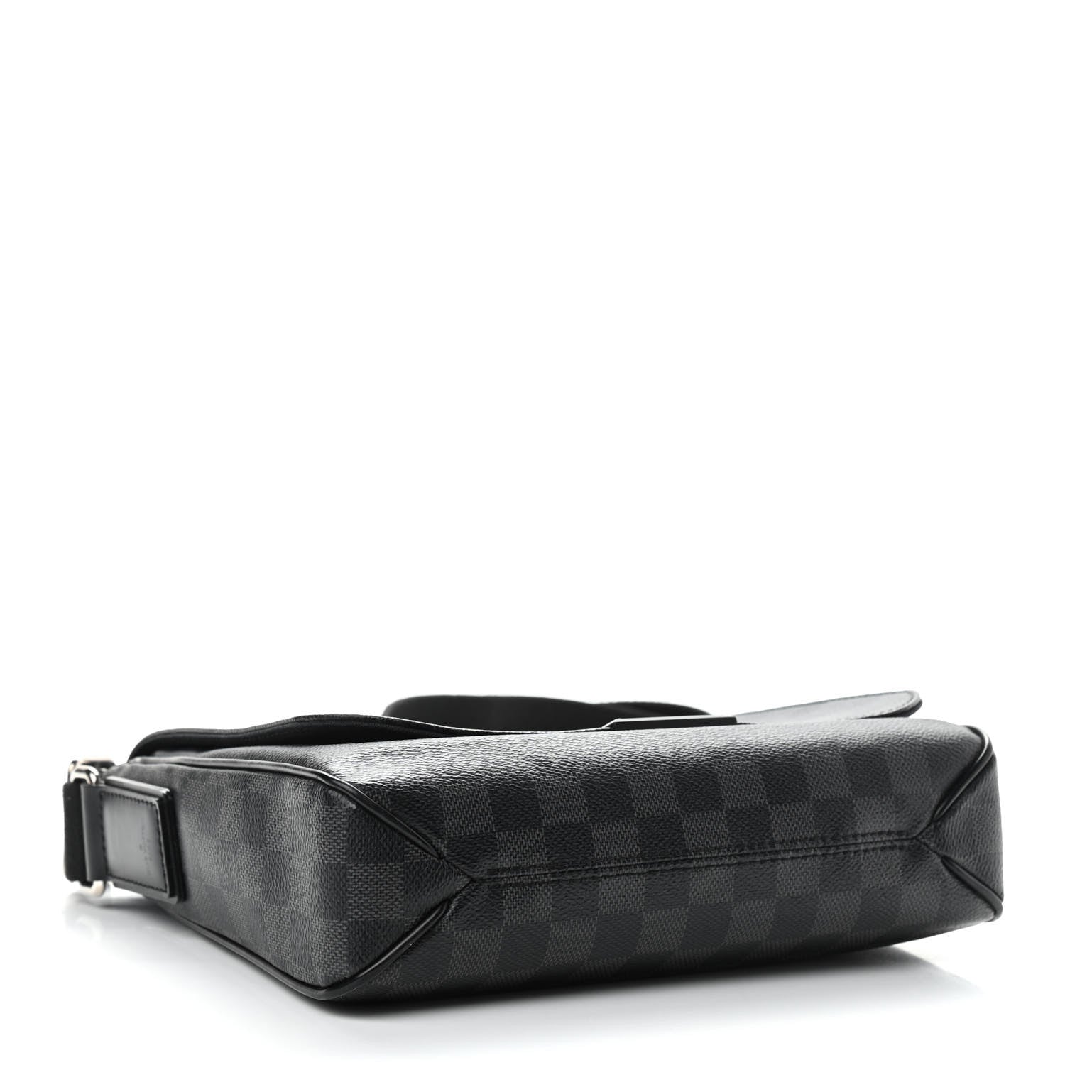 Louis Vuitton Damier Graphite District PM 4 of 9