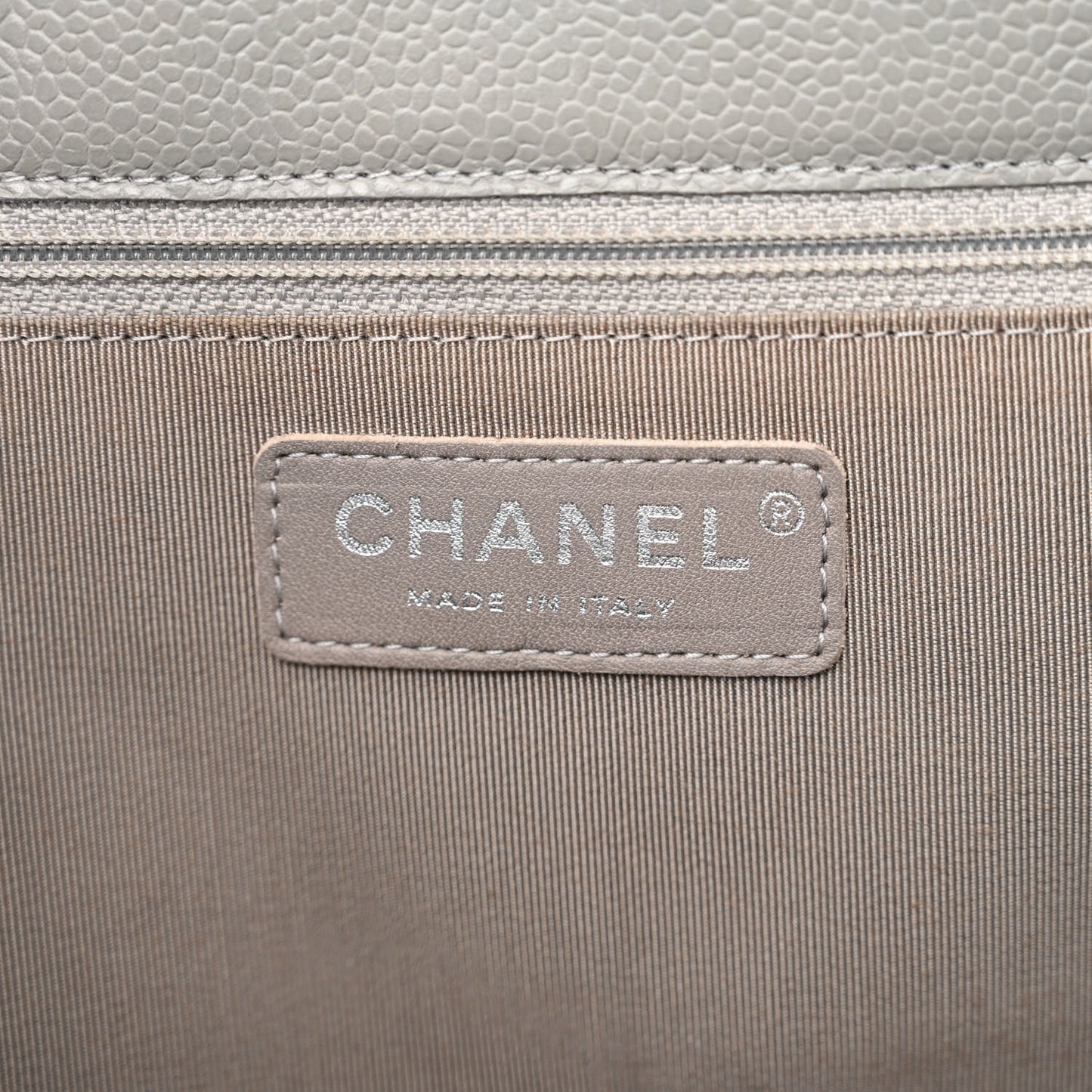 Caviar Quilted Maxi Paris Edinburgh Flap Light Grey