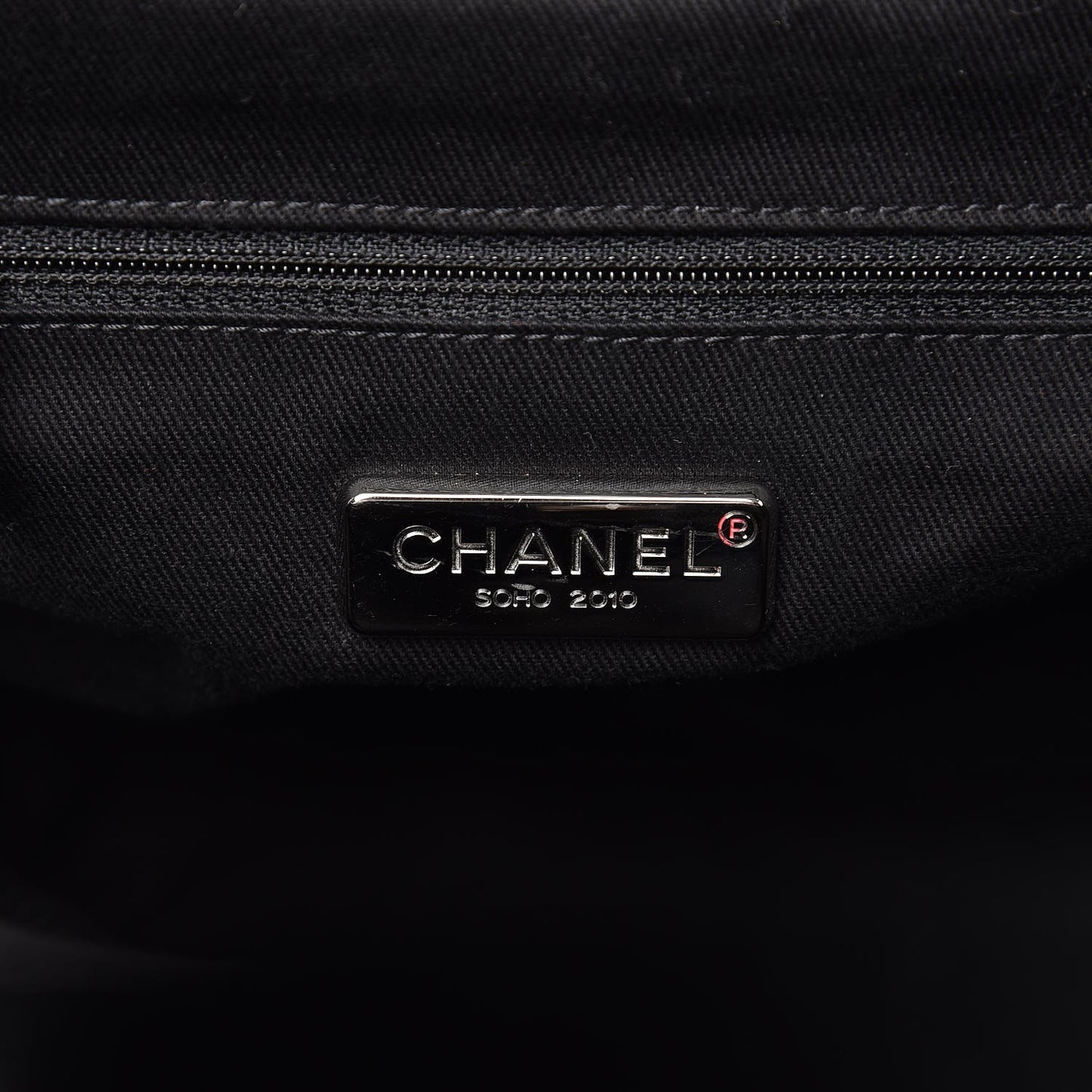 Glazed Calfskin Quilted Tweed Portobello Tote Black Red