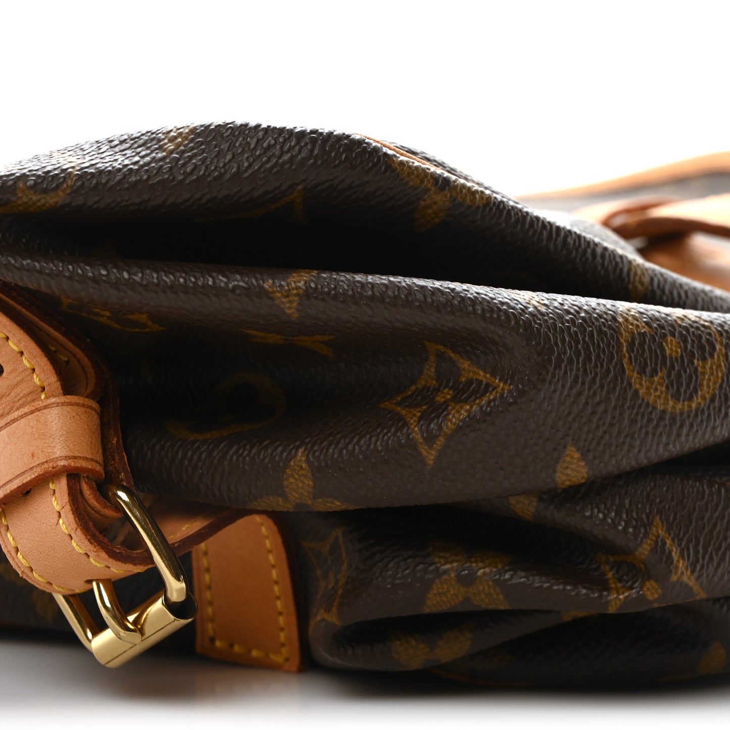 Monogram Saumur 35