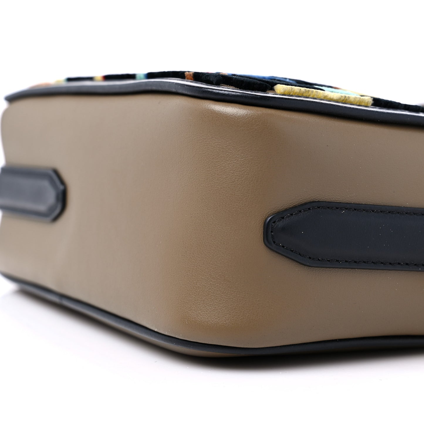 Vitello Century Velvet F is Fendi FF Multicolor Bi-Color Camera Case Fango Black Multicolor